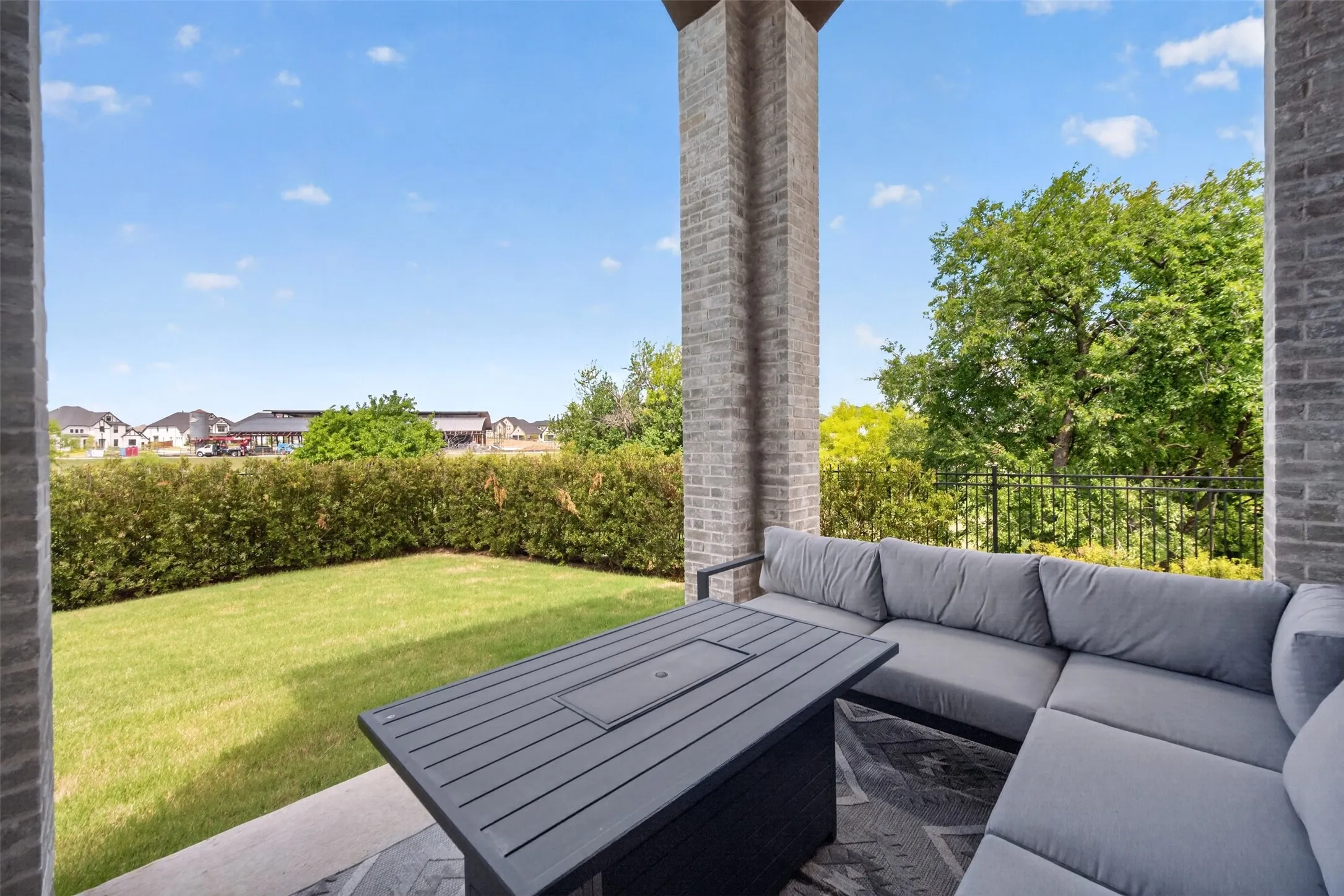 Single Family Residence For Sale in Denton County , 941 Webb Lane, Prosper, Texas 75078, 4 Bedroom, 5 Bathroom, 4 Garage spaces, 3,461 Sqft, built in 2022, mls#21332550, Real Estate Agent in Prosper, Homes For Sale in Denton county, Homes For Sale in Prosper, Realtor in Prosper Texas, Real Estate Brokerage Independent Realty Texas, Luminita Cordes Realtor