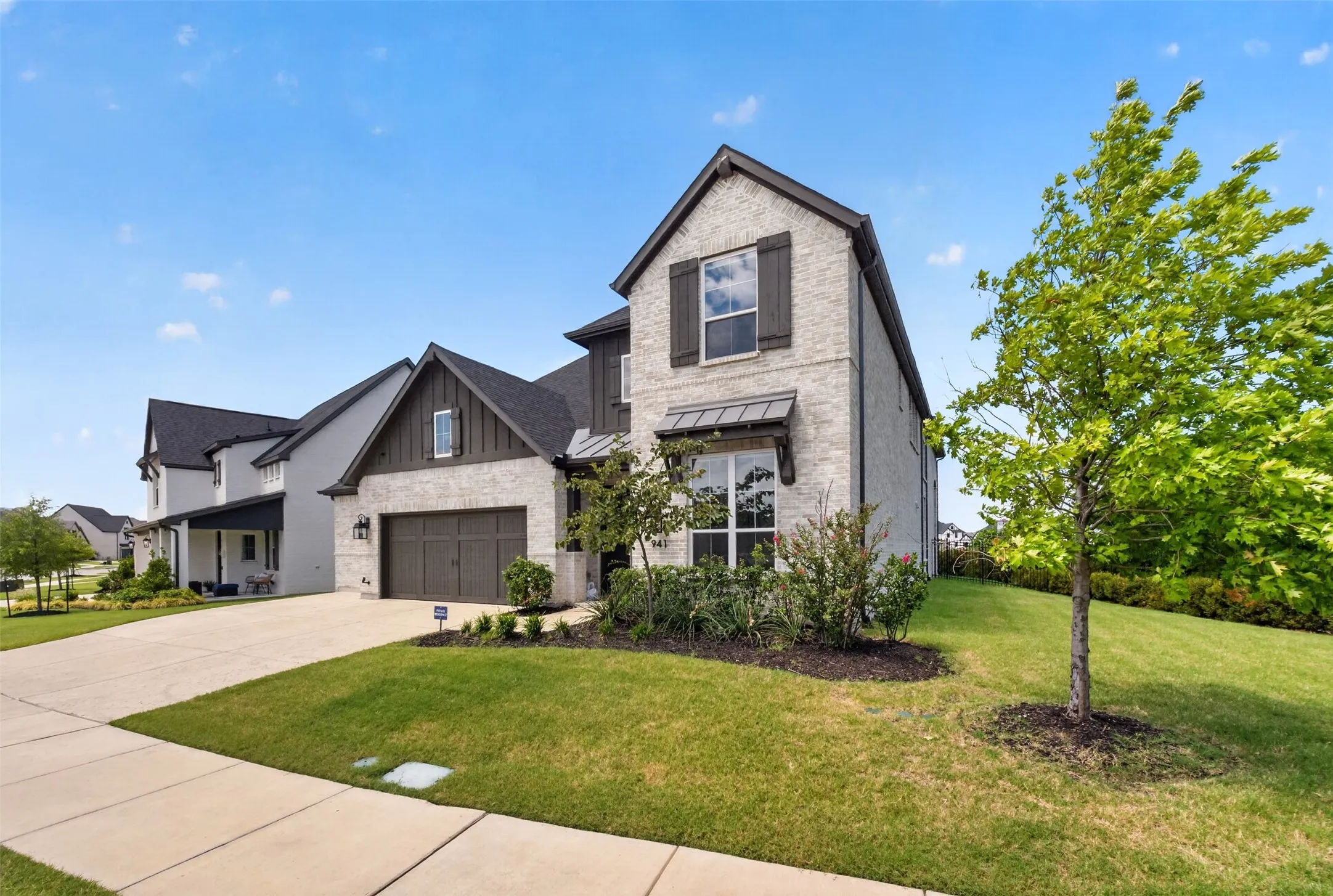 Single Family Residence For Sale in Denton County , 941 Webb Lane, Prosper, Texas 75078, 4 Bedroom, 5 Bathroom, 4 Garage spaces, 3,461 Sqft, built in 2022, mls#21332550, Real Estate Agent in Prosper, Homes For Sale in Denton county, Homes For Sale in Prosper, Realtor in Prosper Texas, Real Estate Brokerage Independent Realty Texas, Luminita Cordes Realtor
