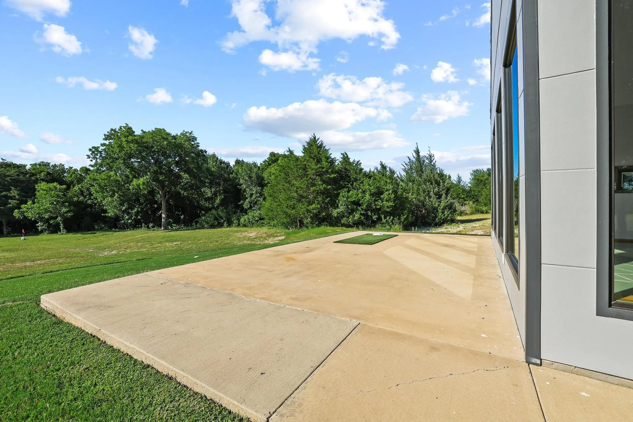 Single Family Residence For Sale in Fannin County , 511 County Road 4264, Leonard, Texas 75452, 2 Bedroom, 3 Bathroom, Garage spaces, 2,678 Sqft, built in 2021, mls#21332891, Real Estate Agent in Leonard, Homes For Sale in Fannin county, Homes For Sale in Leonard, Realtor in Leonard Texas, Real Estate Brokerage Independent Realty Texas, Luminita Cordes Realtor