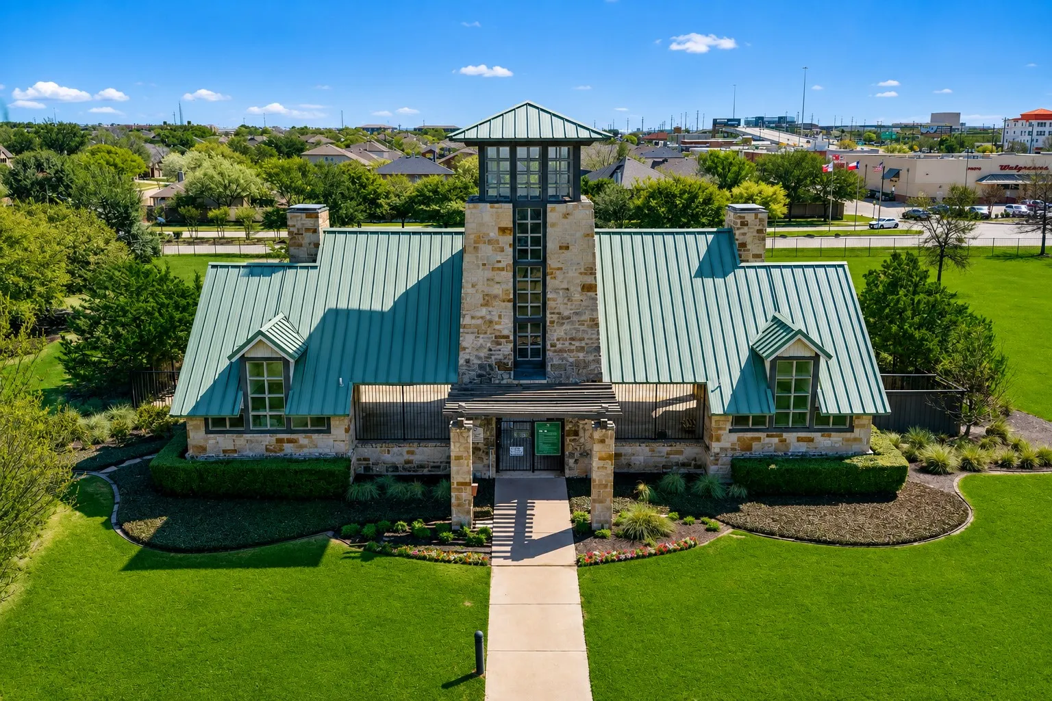 Single Family Residence For Sale in Denton County , 3013 Manuel Creek Drive, Little Elm, Texas 75068, 3 Bedroom, 2 Bathroom, 2 Garage spaces, 1,650 Sqft, built in 2016, mls#21332277, Real Estate Agent in Little Elm, Homes For Sale in Denton county, Homes For Sale in Little Elm, Realtor in Little Elm Texas, Real Estate Brokerage Independent Realty Texas, Luminita Cordes Realtor