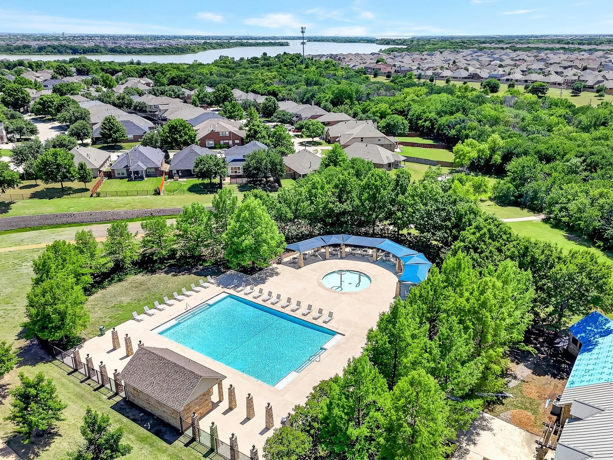 Single Family Residence For Sale in Denton County , 3013 Manuel Creek Drive, Little Elm, Texas 75068, 3 Bedroom, 2 Bathroom, 2 Garage spaces, 1,650 Sqft, built in 2016, mls#21332277, Real Estate Agent in Little Elm, Homes For Sale in Denton county, Homes For Sale in Little Elm, Realtor in Little Elm Texas, Real Estate Brokerage Independent Realty Texas, Luminita Cordes Realtor