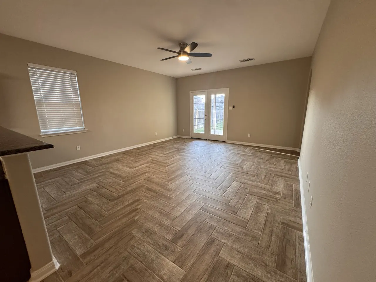 Single Family Residence For Sale in Collin County , 231 Lamont Road, Anna, Texas 75409, 3 Bedrooms, 2 Bathrooms, 2 Garage spaces, 1,613 Sqft, built in 2013, Price $259,900, mls#21332910, Real Estate Agent in Anna, Homes For Sale in Collin county, Homes For Sale in Anna, Realtor in Anna Texas, Real Estate Brokerage Independent Realty Texas, Luminita Cordes Realtor