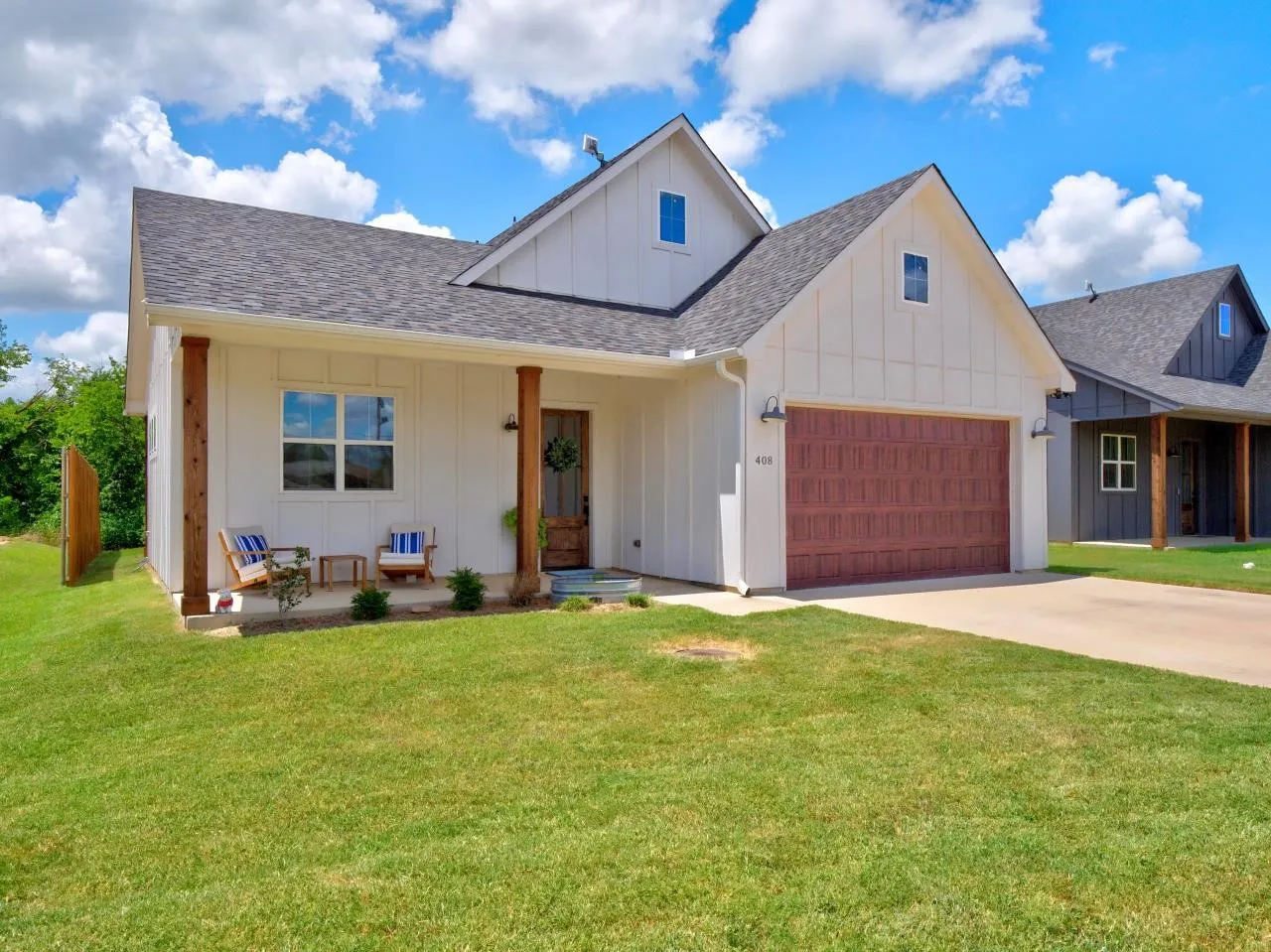 Single Family Residence For Sale in Denton County , 408 Demoye Street, Aubrey, Texas 76227, 3 Bedroom, 2 Bathroom, 2 Garage spaces, 1,203 Sqft, built in 2023, mls#21332149, Real Estate Agent in Aubrey, Homes For Sale in Denton county, Homes For Sale in Aubrey, Realtor in Aubrey Texas, Real Estate Brokerage Independent Realty Texas, Luminita Cordes Realtor
