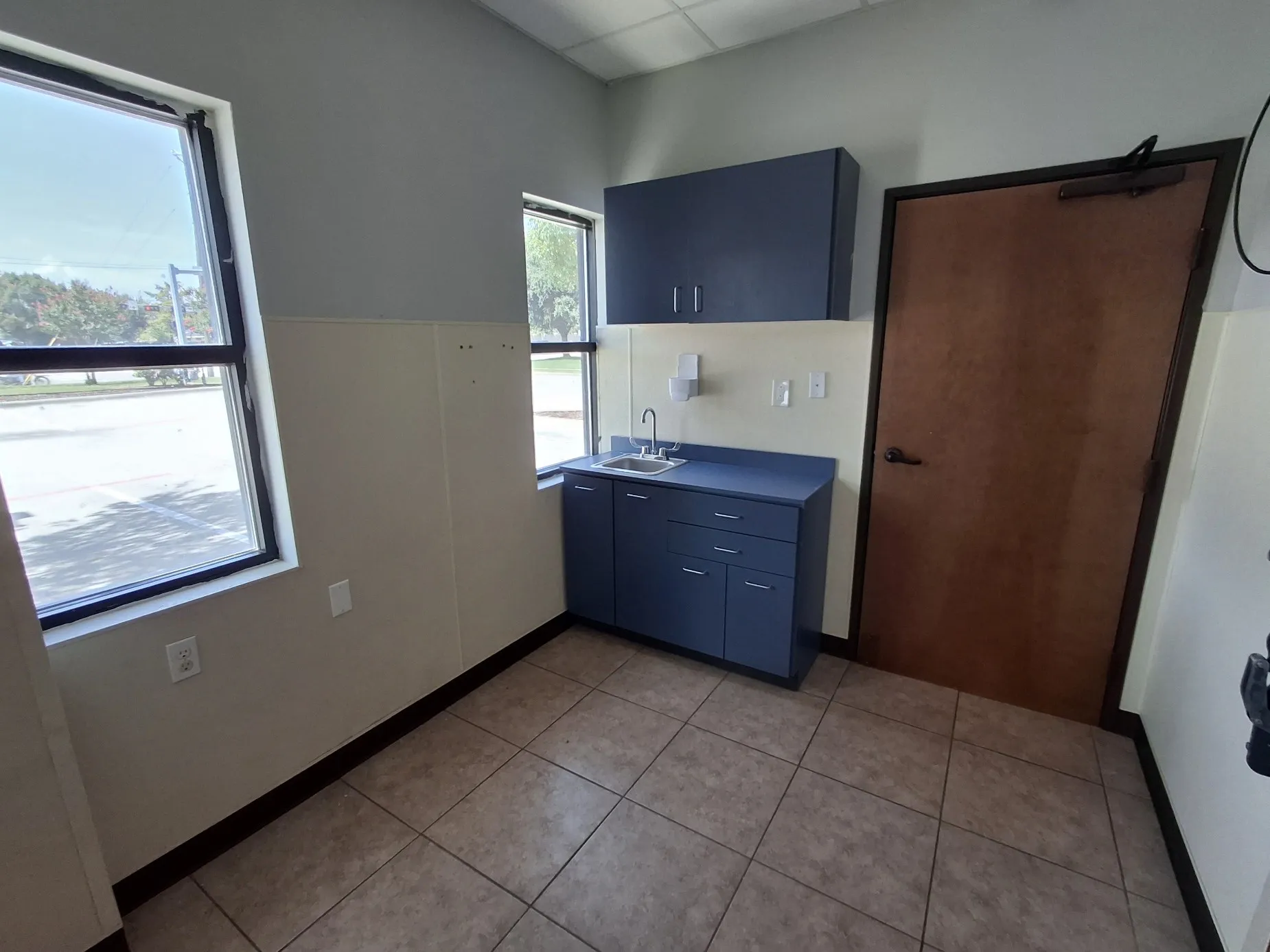 Office For Rent in Collin County , 1113 E Bethany Drive, Allen, Texas 75002, 0, 0, Garage spaces, 0 Sqft, built in 2017, Price $14,000, mls#21332919, Real Estate Agent in Allen, Homes For Rent in Collin county, Homes For Rent in Allen, Realtor in Allen Texas, Real Estate Brokerage Independent Realty Texas, Luminita Cordes Realtor