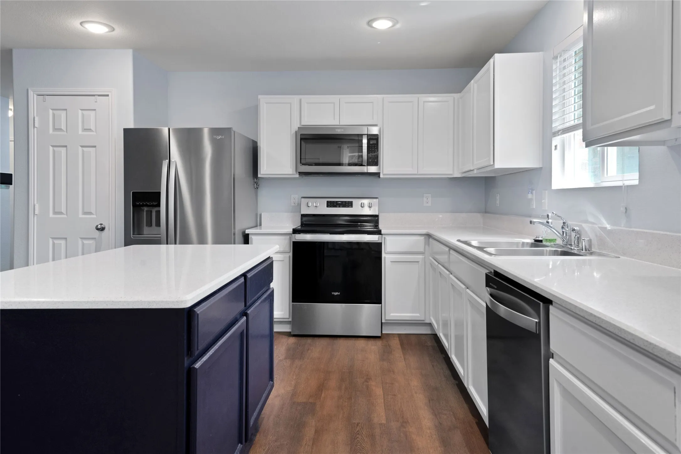 Single Family Residence For Sale in Rockwall County , 111 Tanglewood Drive, Fate, Texas 75189, 3 Bedroom, 2 Bathroom, 2 Garage spaces, 1,616 Sqft, built in 2014, mls#21329805, Real Estate Agent in Fate, Homes For Sale in Rockwall county, Homes For Sale in Fate, Realtor in Fate Texas, Real Estate Brokerage Independent Realty Texas, Luminita Cordes Realtor