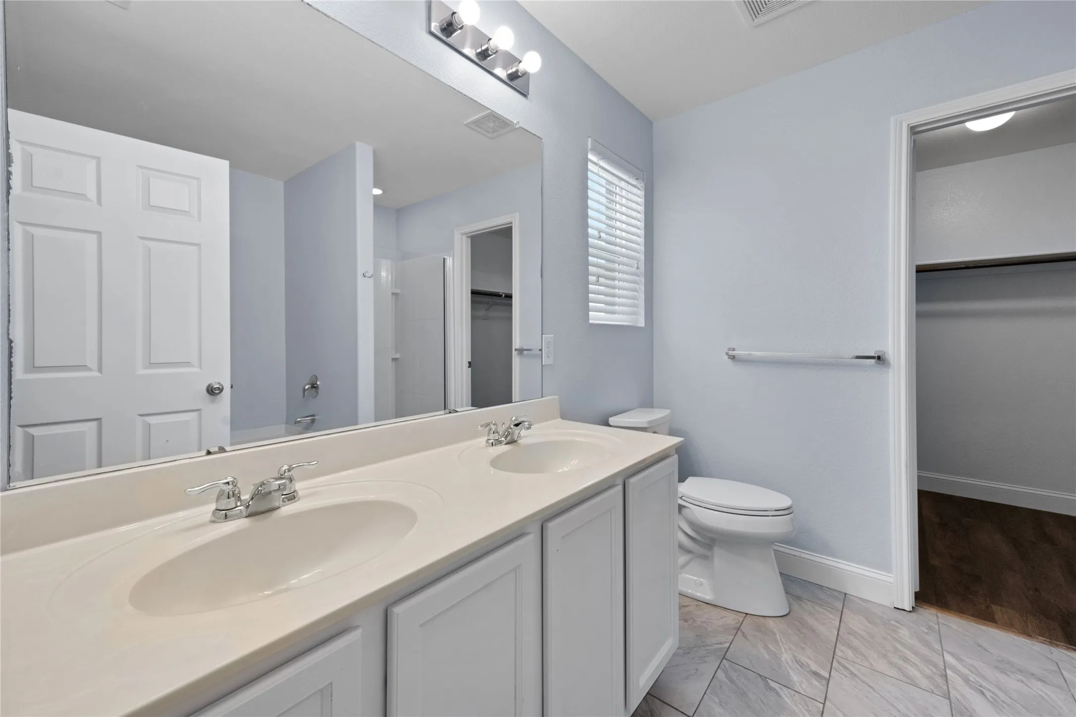 Single Family Residence For Sale in Rockwall County , 111 Tanglewood Drive, Fate, Texas 75189, 3 Bedroom, 2 Bathroom, 2 Garage spaces, 1,616 Sqft, built in 2014, mls#21329805, Real Estate Agent in Fate, Homes For Sale in Rockwall county, Homes For Sale in Fate, Realtor in Fate Texas, Real Estate Brokerage Independent Realty Texas, Luminita Cordes Realtor