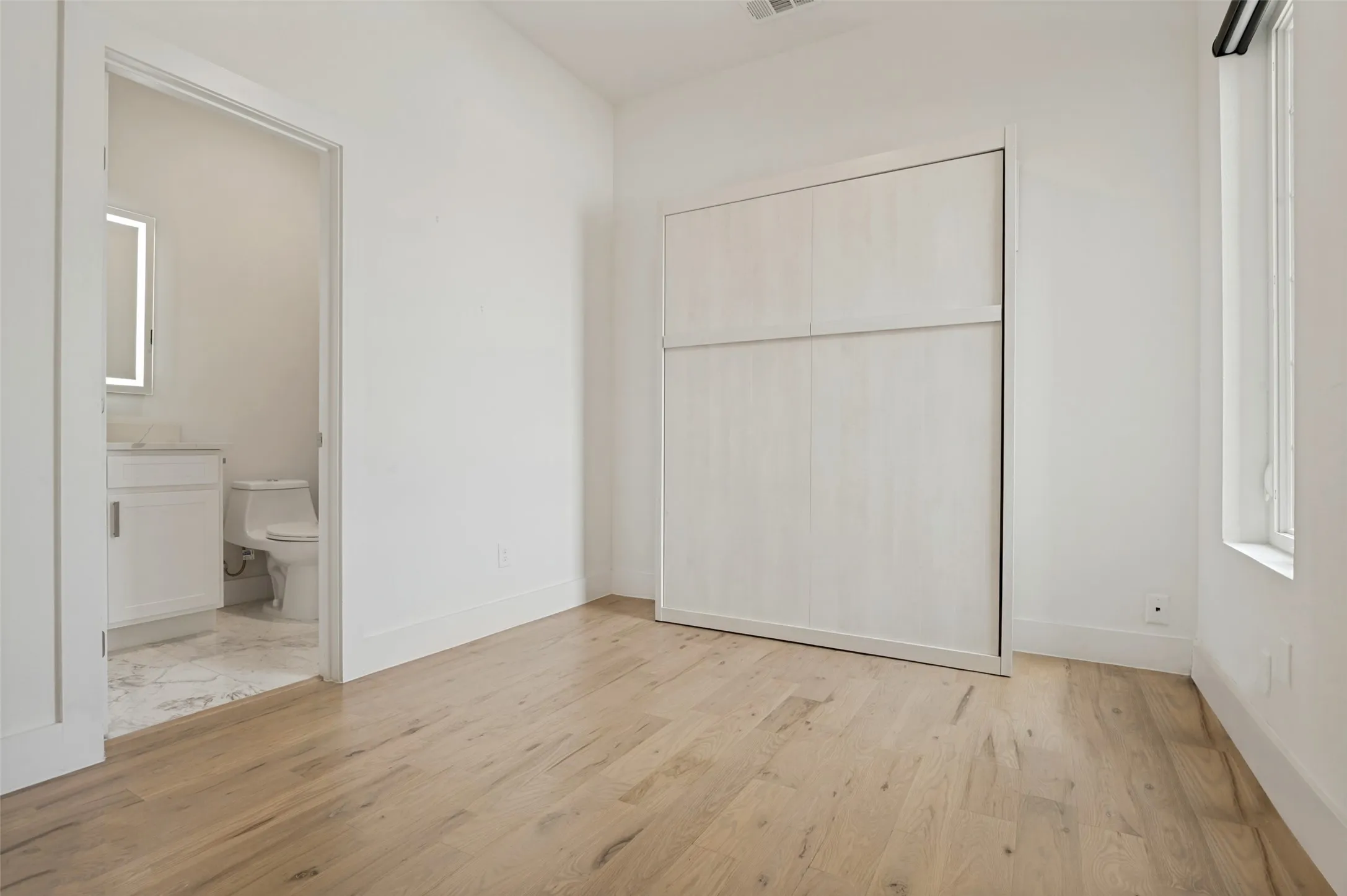 Condominium For Rent in Dallas County , 1910 Caddo Street B105, Dallas, Texas 75204, 2 Bedroom, 3 Bathroom, 2 Garage spaces, 1,500 Sqft, built in 2019, mls#21331296, Real Estate Agent in Dallas, Homes For Rent in Dallas county, Homes For Rent in Dallas, Realtor in Dallas Texas, Real Estate Brokerage Independent Realty Texas, Luminita Cordes Realtor