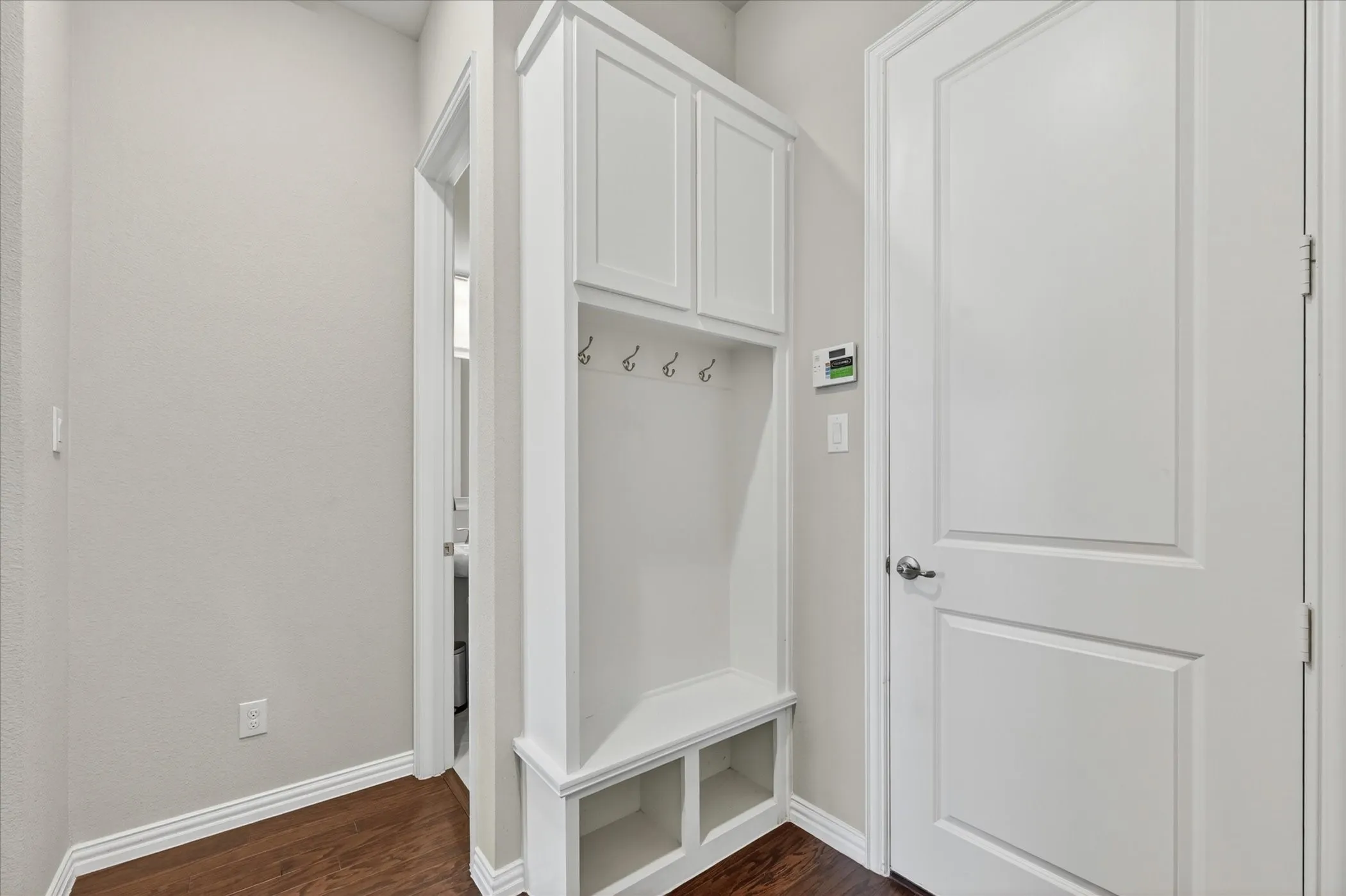 Single Family Residence For Sale in Collin County , 713 Rous Falls Drive, Mc Kinney, Texas 75071, 3 Bedroom, 3 Bathroom, 2 Garage spaces, 2,363 Sqft, built in 2019, mls#21332333, Real Estate Agent in Mc Kinney, Homes For Sale in Collin county, Homes For Sale in Mc Kinney, Realtor in Mc Kinney Texas, Real Estate Brokerage Independent Realty Texas, Luminita Cordes Realtor