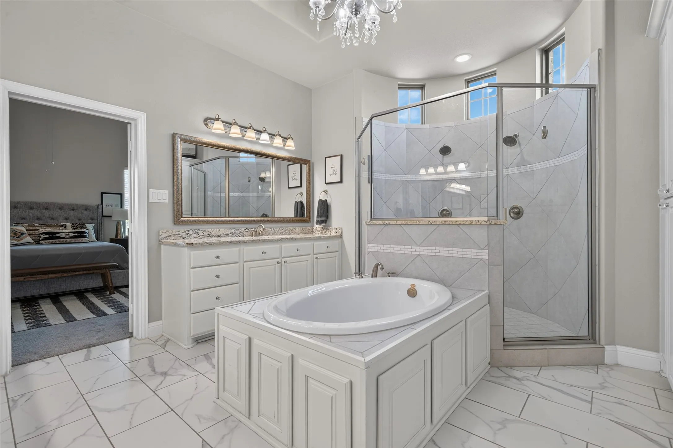 Single Family Residence For Sale in Rockwall County , 415 Silver Spur Trail, Rockwall, Texas 75032, 4 Bedroom, 4 Bathroom, 3 Garage spaces, 3,393 Sqft, built in 2018, mls#21332329, Real Estate Agent in Rockwall, Homes For Sale in Rockwall county, Homes For Sale in Rockwall, Realtor in Rockwall Texas, Real Estate Brokerage Independent Realty Texas, Luminita Cordes Realtor