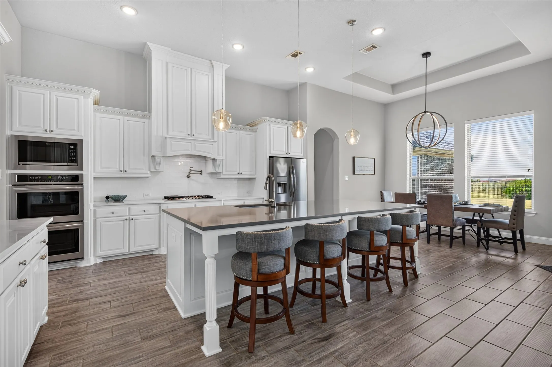 Single Family Residence For Sale in Rockwall County , 415 Silver Spur Trail, Rockwall, Texas 75032, 4 Bedroom, 4 Bathroom, 3 Garage spaces, 3,393 Sqft, built in 2018, mls#21332329, Real Estate Agent in Rockwall, Homes For Sale in Rockwall county, Homes For Sale in Rockwall, Realtor in Rockwall Texas, Real Estate Brokerage Independent Realty Texas, Luminita Cordes Realtor