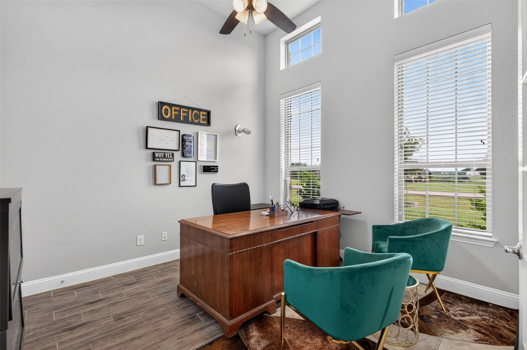 Single Family Residence For Sale in Rockwall County , 415 Silver Spur Trail, Rockwall, Texas 75032, 4 Bedroom, 4 Bathroom, 3 Garage spaces, 3,393 Sqft, built in 2018, mls#21332329, Real Estate Agent in Rockwall, Homes For Sale in Rockwall county, Homes For Sale in Rockwall, Realtor in Rockwall Texas, Real Estate Brokerage Independent Realty Texas, Luminita Cordes Realtor