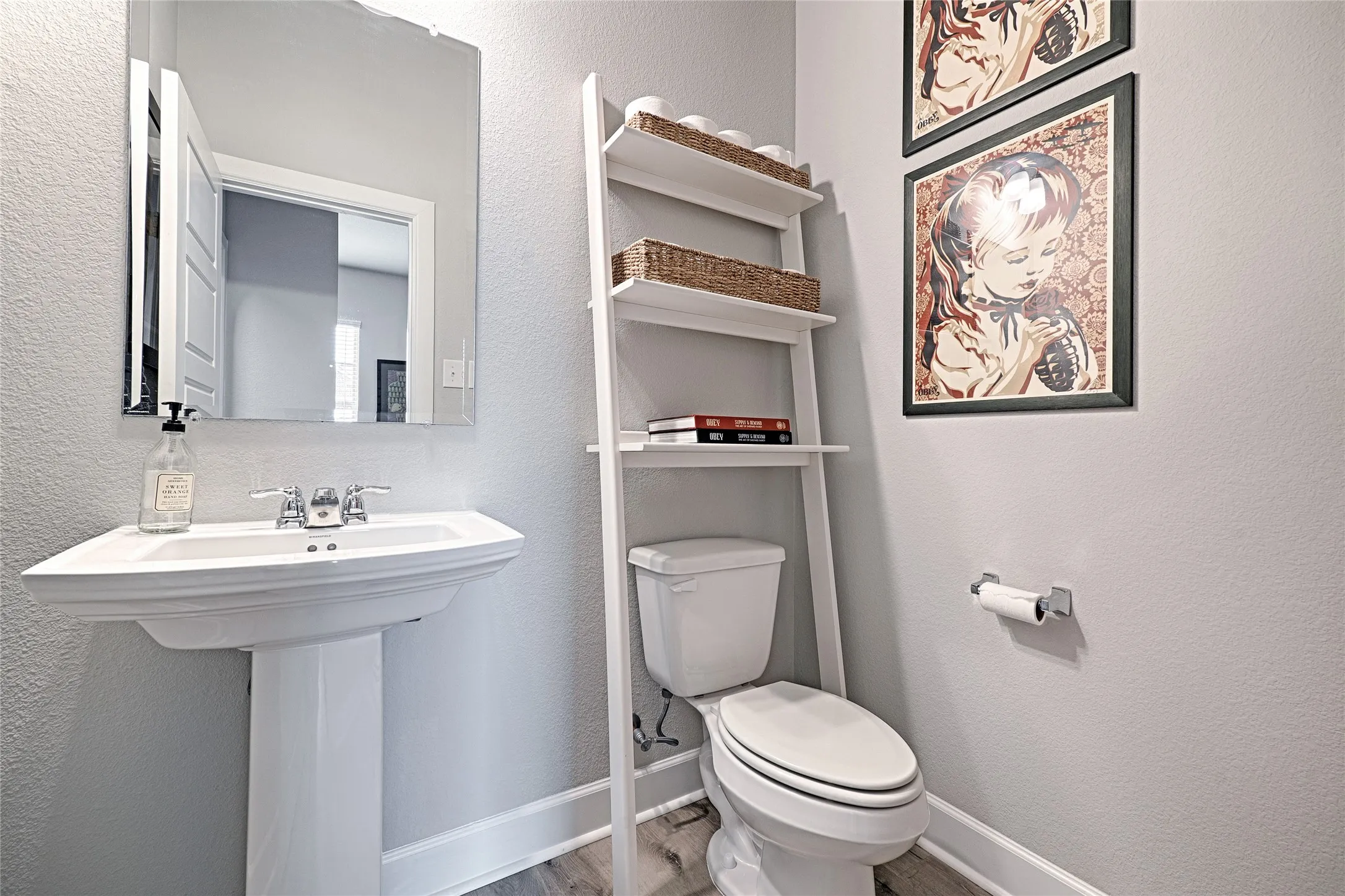 Single Family Residence For Sale in Kaufman County , 1809 Arbor Drive, Forney, Texas 75126, 3 Bedroom, 3 Bathroom, 2 Garage spaces, 2,296 Sqft, built in 2020, mls#21330987, Real Estate Agent in Forney, Homes For Sale in Kaufman county, Homes For Sale in Forney, Realtor in Forney Texas, Real Estate Brokerage Independent Realty Texas, Luminita Cordes Realtor