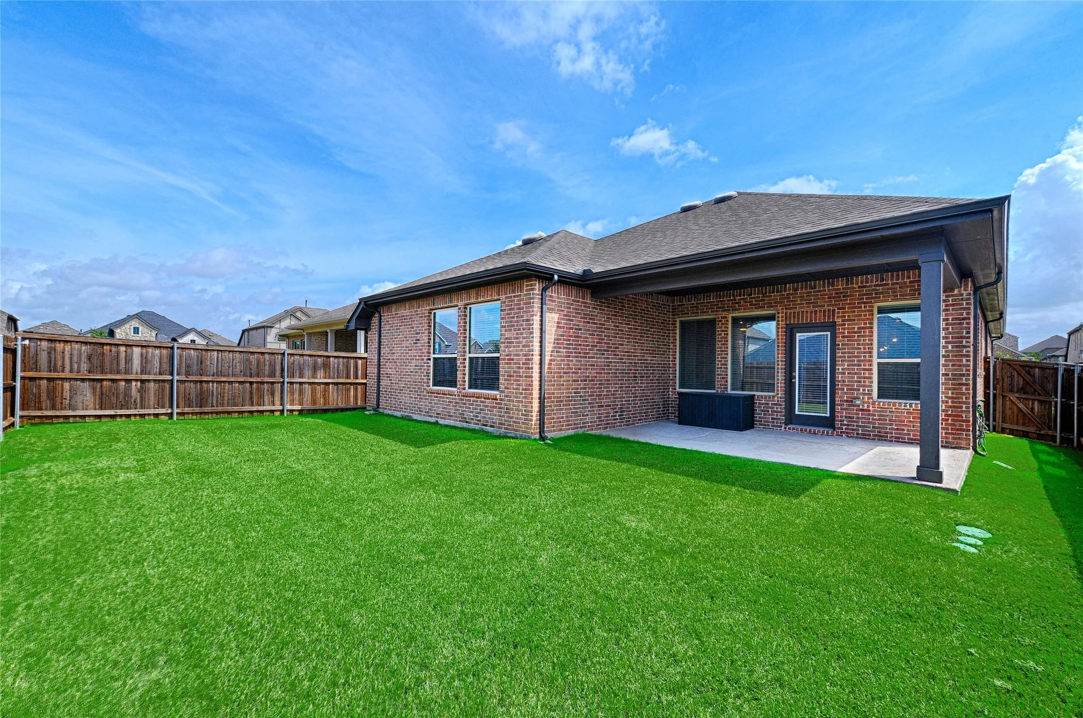 Single Family Residence For Sale in Kaufman County , 1809 Arbor Drive, Forney, Texas 75126, 3 Bedroom, 3 Bathroom, 2 Garage spaces, 2,296 Sqft, built in 2020, mls#21330987, Real Estate Agent in Forney, Homes For Sale in Kaufman county, Homes For Sale in Forney, Realtor in Forney Texas, Real Estate Brokerage Independent Realty Texas, Luminita Cordes Realtor