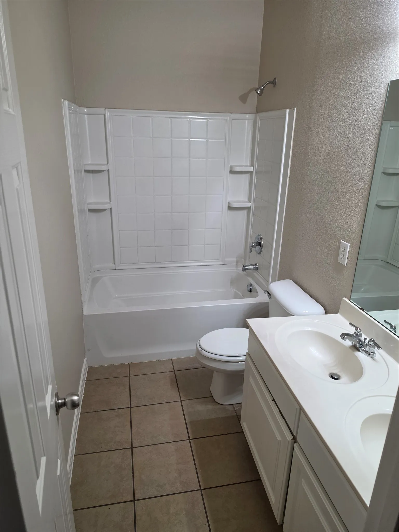 Single Family Residence For Sale in Dallas County , 1743 Summerwood Lane, Cedar Hill, Texas 75104, 4 Bedroom, 2 Bathroom, 2 Garage spaces, 2,463 Sqft, built in 2006, mls#21332702, Real Estate Agent in Cedar Hill, Homes For Sale in Dallas county, Homes For Sale in Cedar Hill, Realtor in Cedar Hill Texas, Real Estate Brokerage Independent Realty Texas, Luminita Cordes Realtor