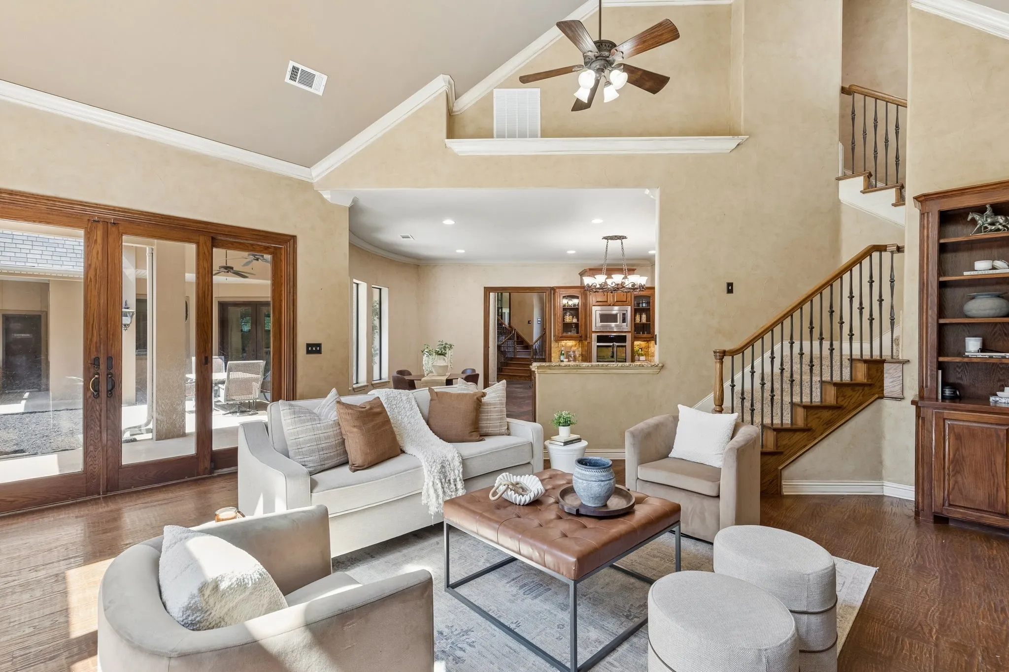Single Family Residence For Sale in Wise County , 9 N Eagle Point A, Azle, Texas 76020, 6 Bedroom, 5 Bathroom, 5 Garage spaces, 4,701 Sqft, built in 2006, mls#21330698, Real Estate Agent in Azle, Homes For Sale in Wise county, Homes For Sale in Azle, Realtor in Azle Texas, Real Estate Brokerage Independent Realty Texas, Luminita Cordes Realtor