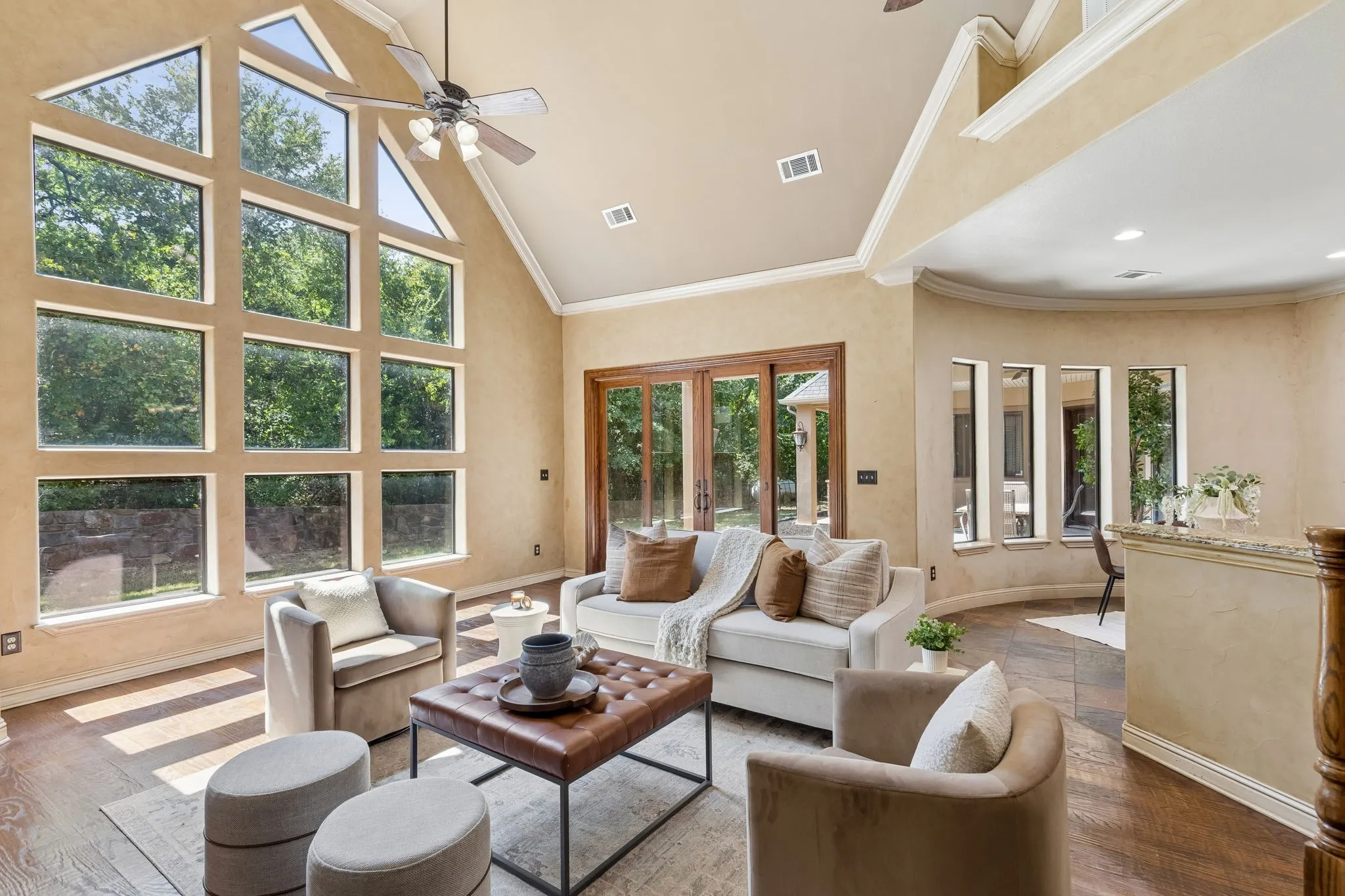 Single Family Residence For Sale in Wise County , 9 N Eagle Point A, Azle, Texas 76020, 6 Bedroom, 5 Bathroom, 5 Garage spaces, 4,701 Sqft, built in 2006, mls#21330698, Real Estate Agent in Azle, Homes For Sale in Wise county, Homes For Sale in Azle, Realtor in Azle Texas, Real Estate Brokerage Independent Realty Texas, Luminita Cordes Realtor