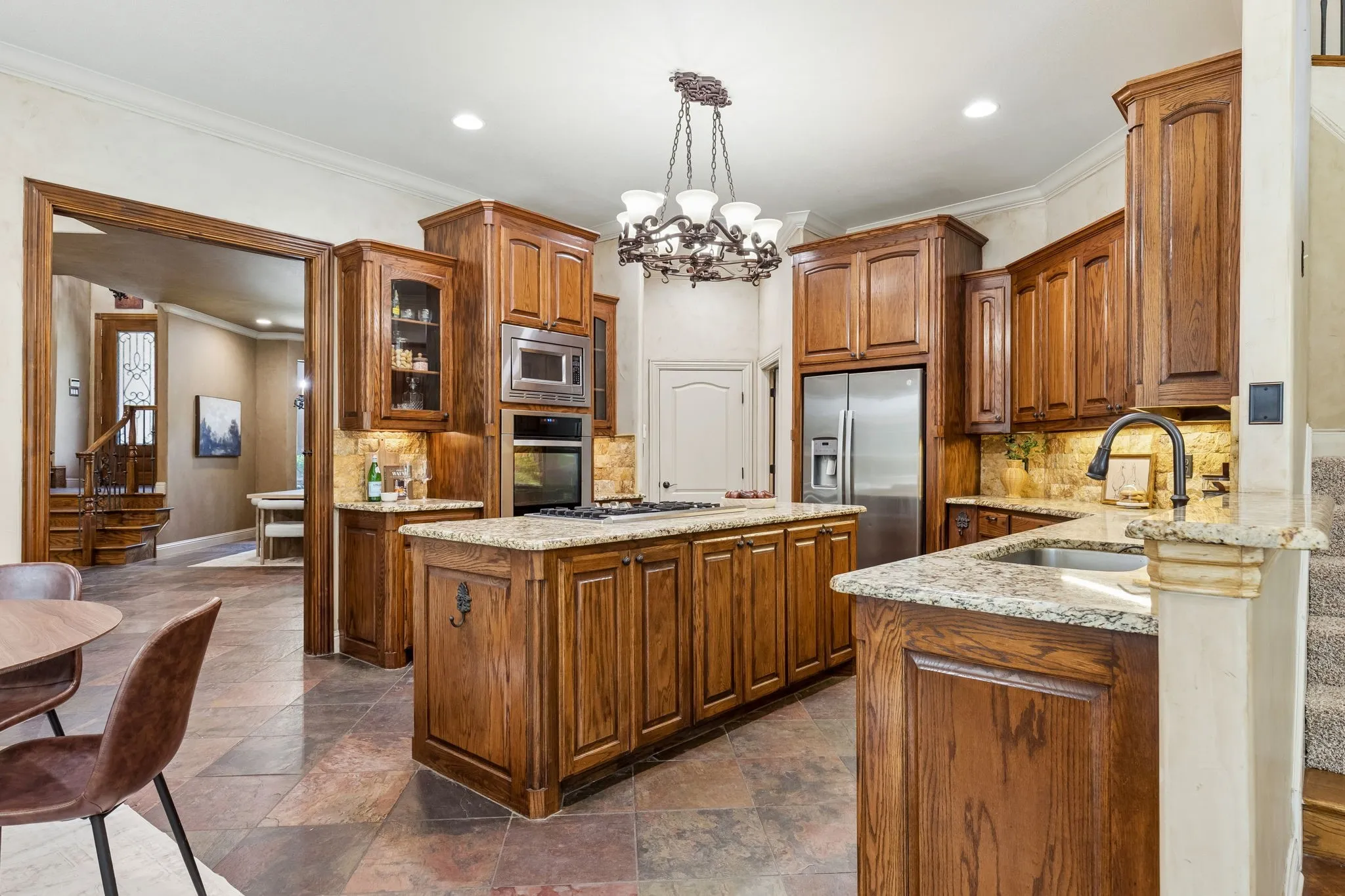 Single Family Residence For Sale in Wise County , 9 N Eagle Point A, Azle, Texas 76020, 6 Bedroom, 5 Bathroom, 5 Garage spaces, 4,701 Sqft, built in 2006, mls#21330698, Real Estate Agent in Azle, Homes For Sale in Wise county, Homes For Sale in Azle, Realtor in Azle Texas, Real Estate Brokerage Independent Realty Texas, Luminita Cordes Realtor