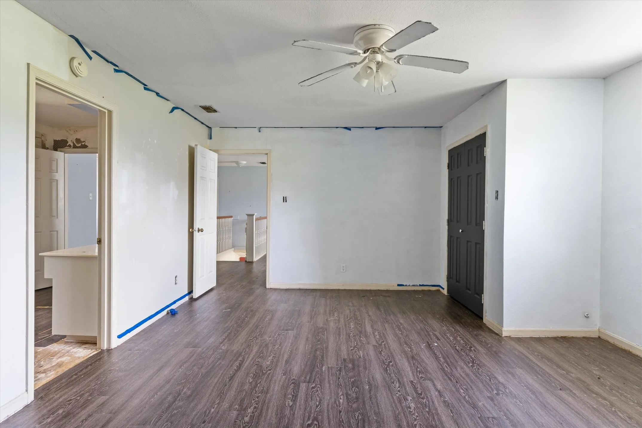 Single Family Residence For Sale in Van Zandt County , 1803 State Highway 198, Canton, Texas 75103, 3 Bedroom, 3 Bathroom, 2 Garage spaces, 2,778 Sqft, built in 1985, mls#21332945, Real Estate Agent in Canton, Homes For Sale in Van Zandt county, Homes For Sale in Canton, Realtor in Canton Texas, Real Estate Brokerage Independent Realty Texas, Luminita Cordes Realtor