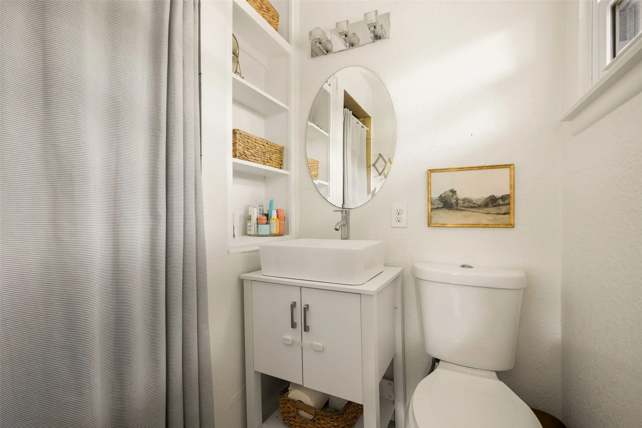 Single Family Residence For Sale in Dallas County , 11367 Lippitt Avenue, Dallas, Texas 75218, 3 Bedroom, 2 Bathroom, 2 Garage spaces, 1,551 Sqft, built in 1958, mls#21332912, Real Estate Agent in Dallas, Homes For Sale in Dallas county, Homes For Sale in Dallas, Realtor in Dallas Texas, Real Estate Brokerage Independent Realty Texas, Luminita Cordes Realtor