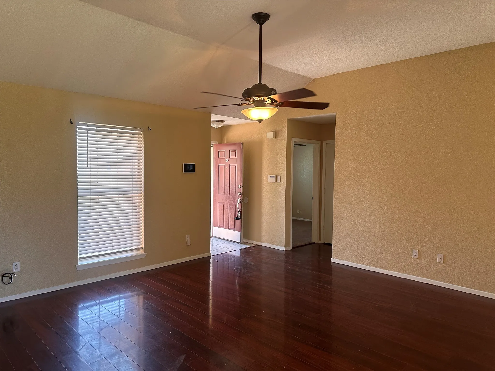 Single Family Residence For Rent in Taylor County , 3834 Purdue Lane, Abilene, Texas 79602, 3 Bedroom, 2 Bathroom, 2 Garage spaces, 1,232 Sqft, built in 1995, mls#21332960, Real Estate Agent in Abilene, Homes For Rent in Taylor county, Homes For Rent in Abilene, Realtor in Abilene Texas, Real Estate Brokerage Independent Realty Texas, Luminita Cordes Realtor