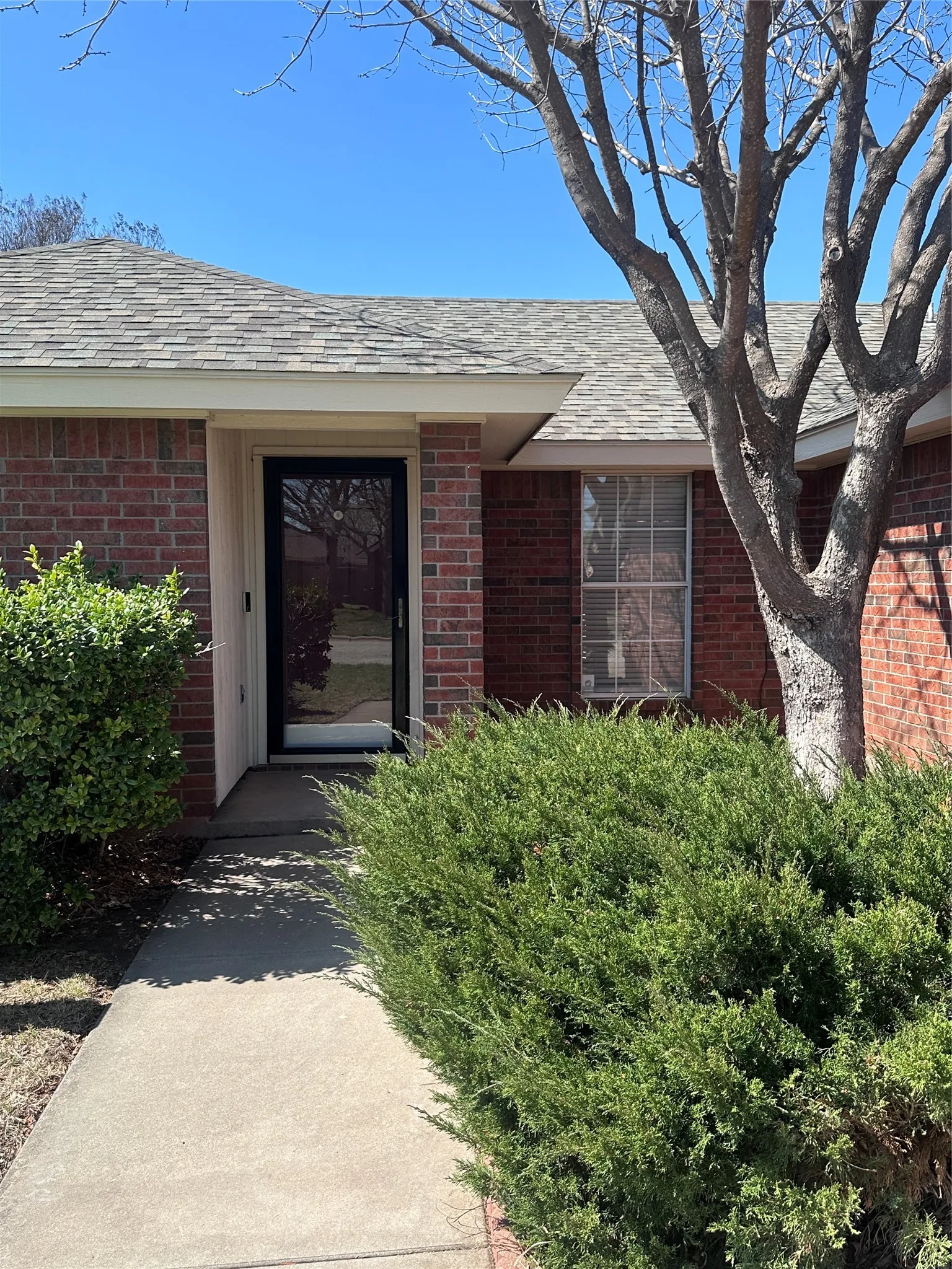 Single Family Residence For Rent in Taylor County , 3834 Purdue Lane, Abilene, Texas 79602, 3 Bedroom, 2 Bathroom, 2 Garage spaces, 1,232 Sqft, built in 1995, mls#21332960, Real Estate Agent in Abilene, Homes For Rent in Taylor county, Homes For Rent in Abilene, Realtor in Abilene Texas, Real Estate Brokerage Independent Realty Texas, Luminita Cordes Realtor