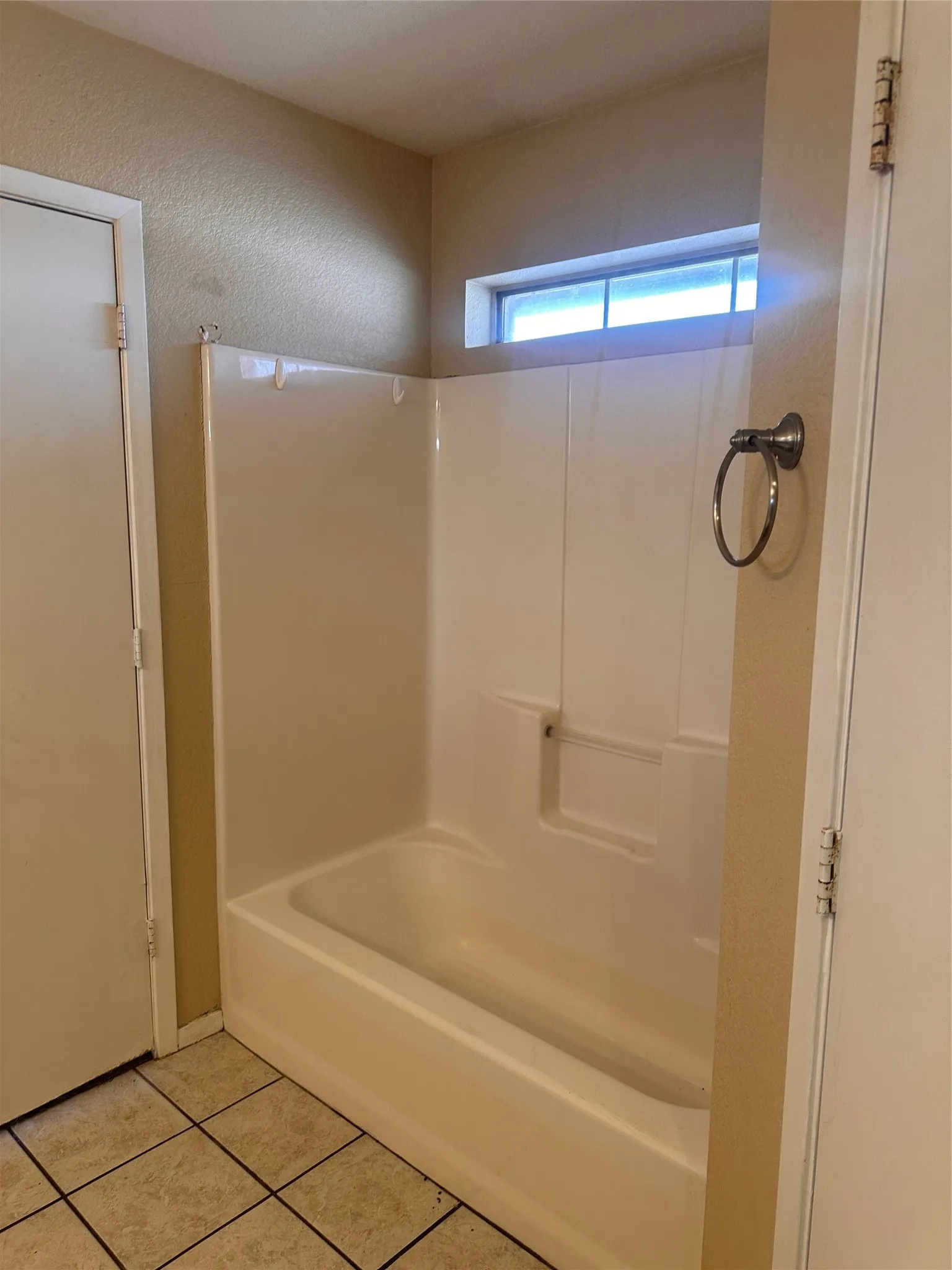 Single Family Residence For Rent in Taylor County , 3834 Purdue Lane, Abilene, Texas 79602, 3 Bedroom, 2 Bathroom, 2 Garage spaces, 1,232 Sqft, built in 1995, mls#21332960, Real Estate Agent in Abilene, Homes For Rent in Taylor county, Homes For Rent in Abilene, Realtor in Abilene Texas, Real Estate Brokerage Independent Realty Texas, Luminita Cordes Realtor