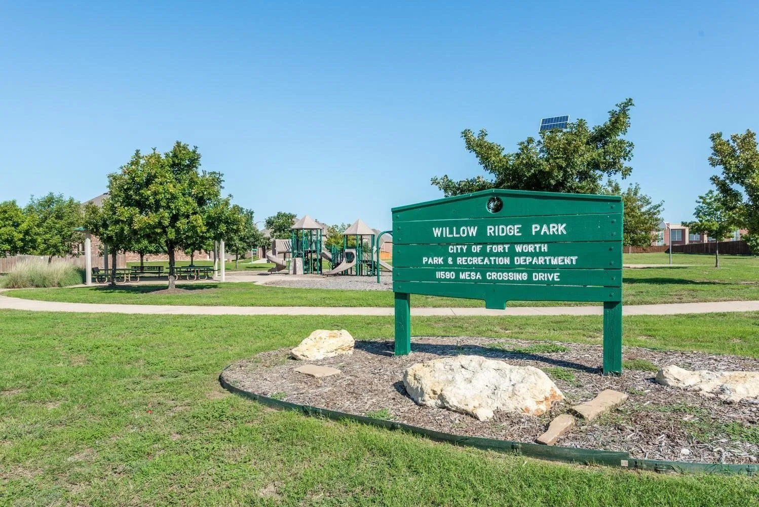 Single Family Residence For Sale in Collin County , 1001 Willowgate Drive, Prosper, Texas 75078, 5 Bedroom, 5 Bathroom, 3 Garage spaces, 3,812 Sqft, built in 2002, mls#21329615, Real Estate Agent in Prosper, Homes For Sale in Collin county, Homes For Sale in Prosper, Realtor in Prosper Texas, Real Estate Brokerage Independent Realty Texas, Luminita Cordes Realtor