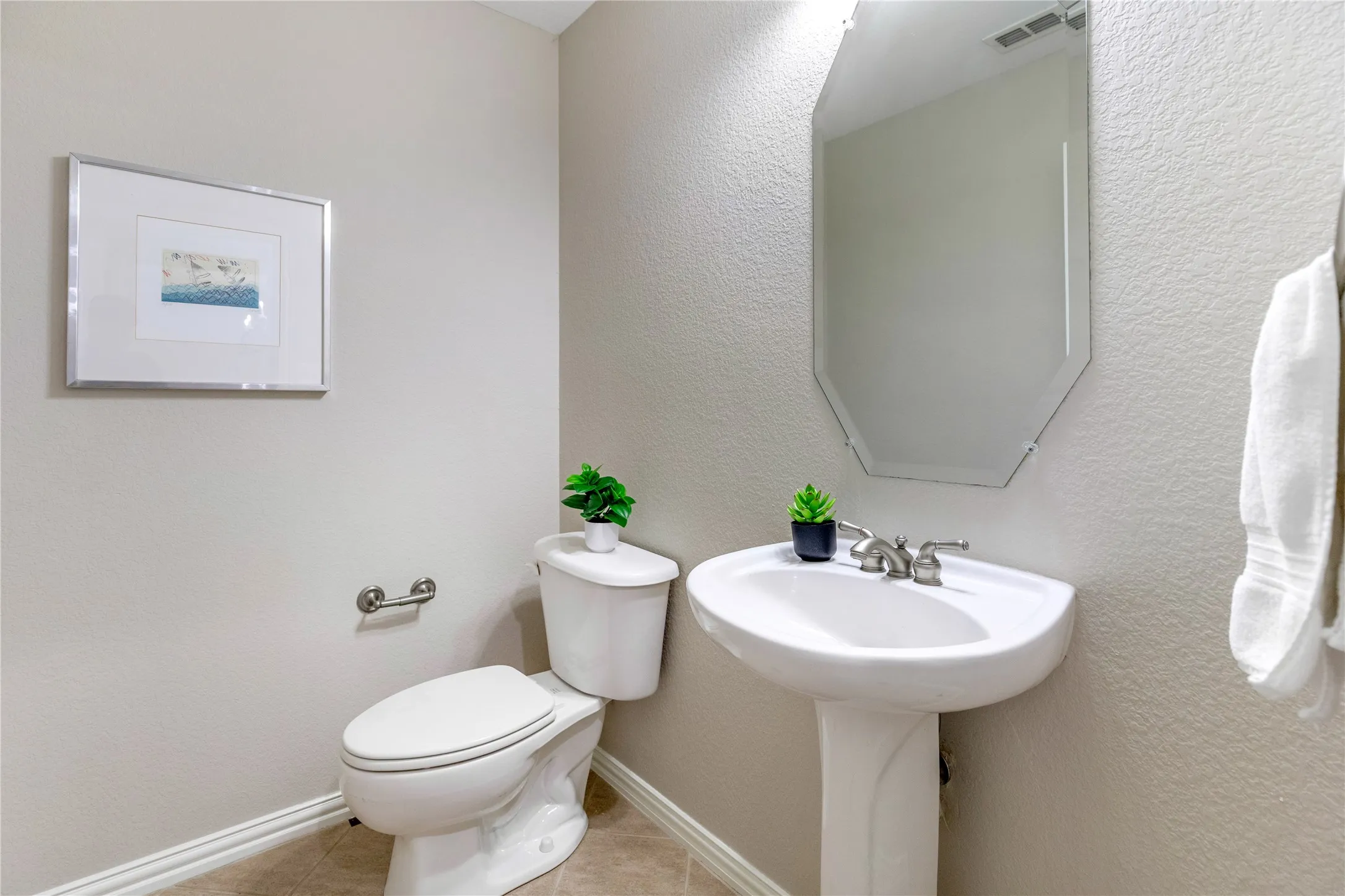 Single Family Residence For Sale in Collin County , 1001 Willowgate Drive, Prosper, Texas 75078, 5 Bedroom, 5 Bathroom, 3 Garage spaces, 3,812 Sqft, built in 2002, mls#21329615, Real Estate Agent in Prosper, Homes For Sale in Collin county, Homes For Sale in Prosper, Realtor in Prosper Texas, Real Estate Brokerage Independent Realty Texas, Luminita Cordes Realtor