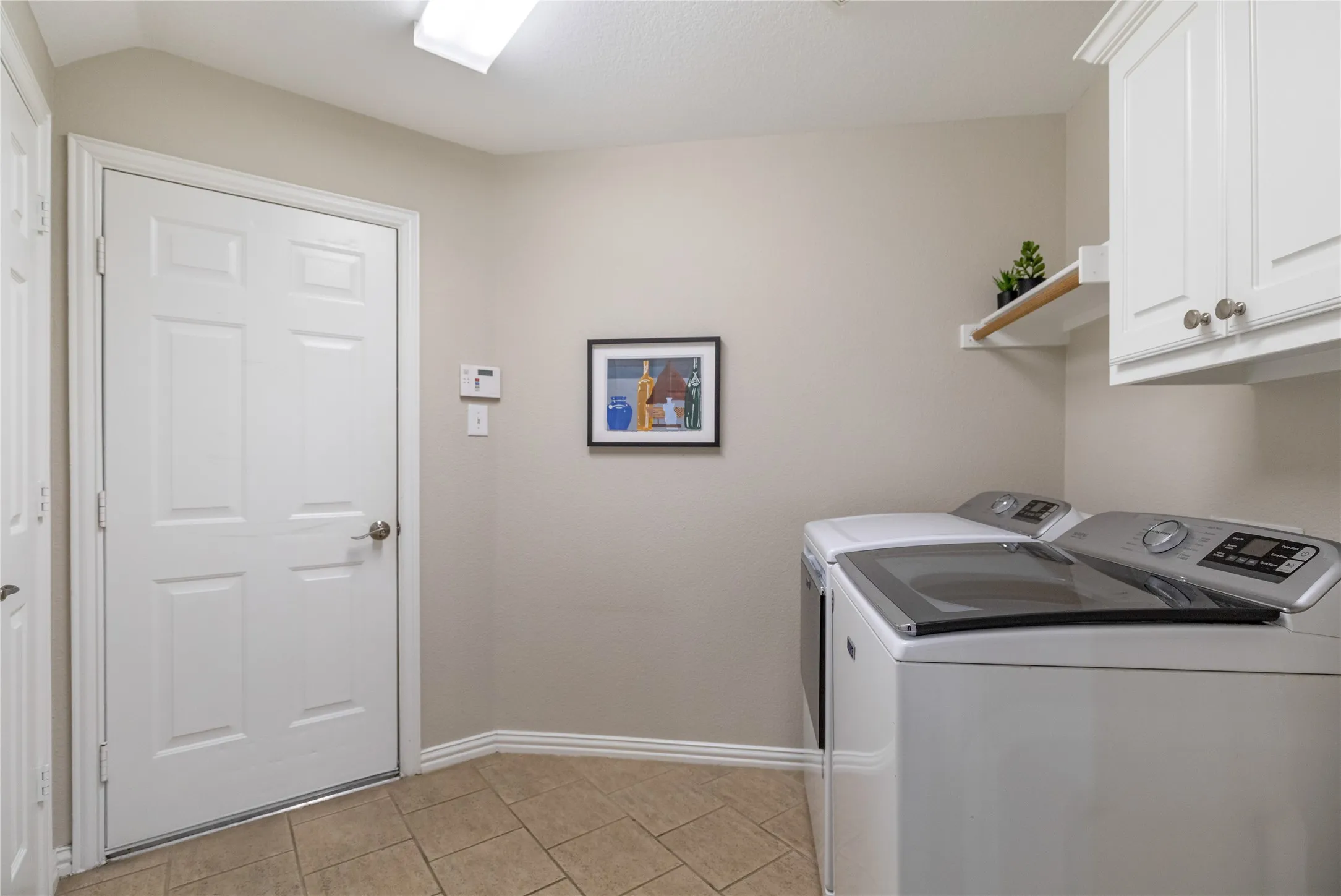 Single Family Residence For Sale in Collin County , 1001 Willowgate Drive, Prosper, Texas 75078, 5 Bedroom, 5 Bathroom, 3 Garage spaces, 3,812 Sqft, built in 2002, mls#21329615, Real Estate Agent in Prosper, Homes For Sale in Collin county, Homes For Sale in Prosper, Realtor in Prosper Texas, Real Estate Brokerage Independent Realty Texas, Luminita Cordes Realtor