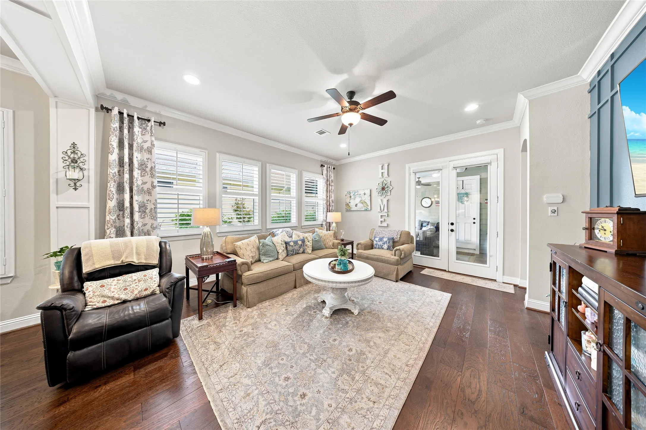 Single Family Residence For Sale in Collin County , 2704 Tremont Boulevard, Mc Kinney, Texas 75071, 4 Bedroom, 3 Bathroom, 2 Garage spaces, 2,729 Sqft, built in 2018, mls#21332962, Real Estate Agent in Mc Kinney, Homes For Sale in Collin county, Homes For Sale in Mc Kinney, Realtor in Mc Kinney Texas, Real Estate Brokerage Independent Realty Texas, Luminita Cordes Realtor