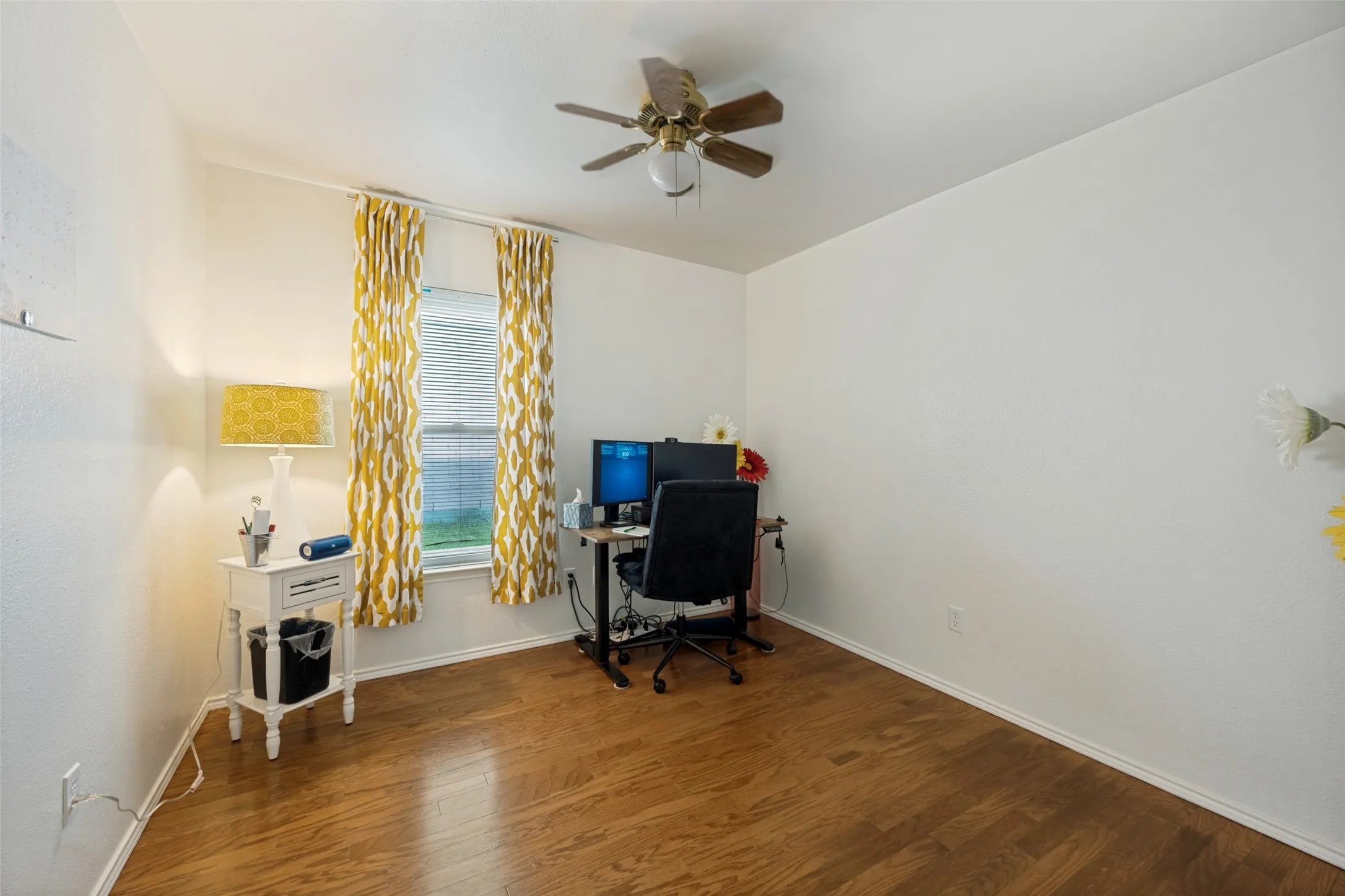 Bedroom currently used as an office
