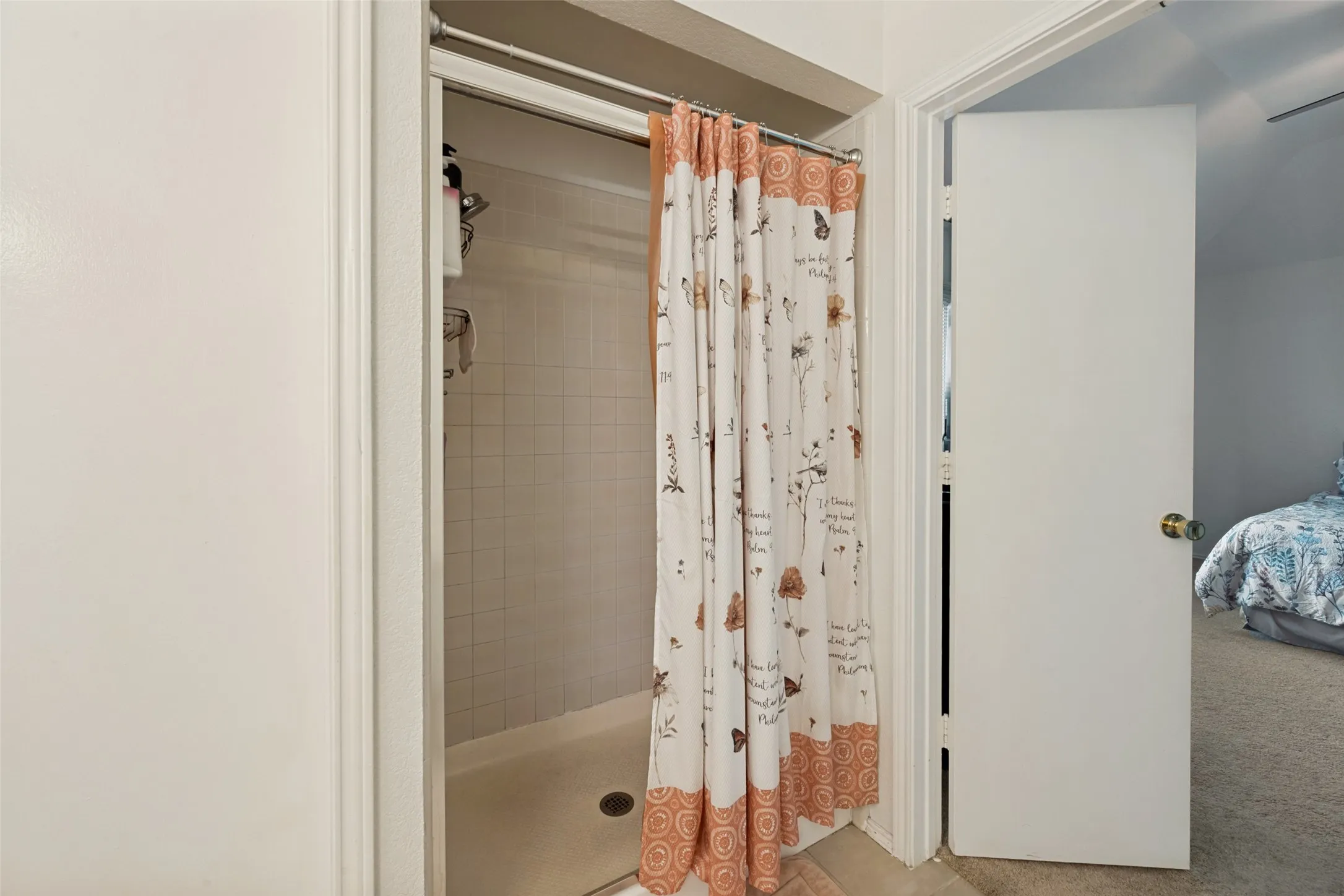 Separate shower