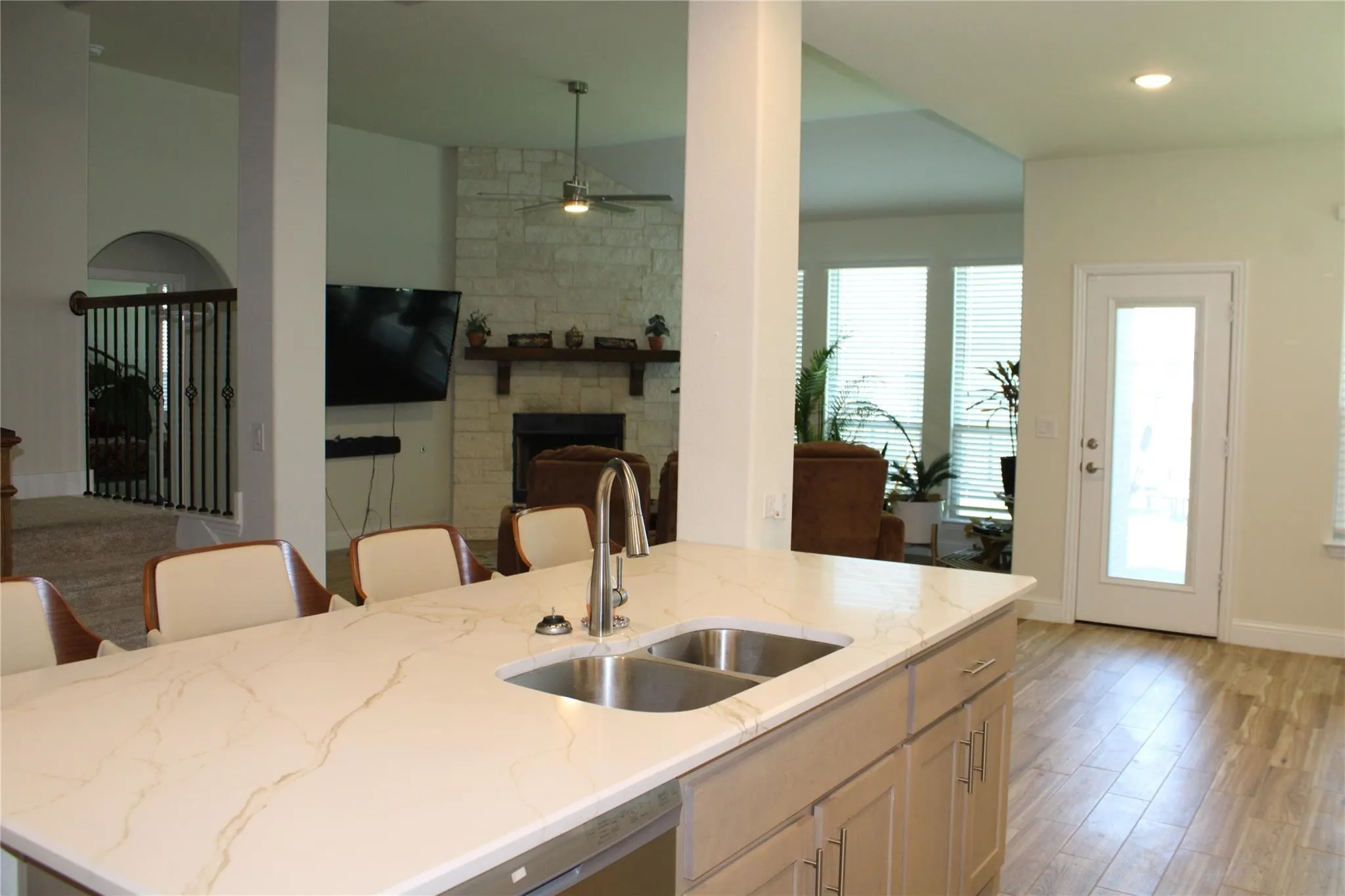 Single Family Residence For Rent in Kaufman County , 1908 Midhurst Drive, Forney, Texas 75126, 4 Bedroom, 4 Bathroom, 3 Garage spaces, 3,429 Sqft, built in 2023, mls#21332970, Real Estate Agent in Forney, Homes For Rent in Kaufman county, Homes For Rent in Forney, Realtor in Forney Texas, Real Estate Brokerage Independent Realty Texas, Luminita Cordes Realtor