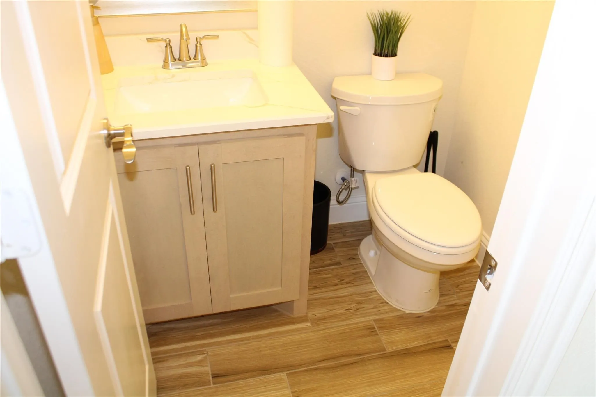 Single Family Residence For Rent in Kaufman County , 1908 Midhurst Drive, Forney, Texas 75126, 4 Bedroom, 4 Bathroom, 3 Garage spaces, 3,429 Sqft, built in 2023, mls#21332970, Real Estate Agent in Forney, Homes For Rent in Kaufman county, Homes For Rent in Forney, Realtor in Forney Texas, Real Estate Brokerage Independent Realty Texas, Luminita Cordes Realtor