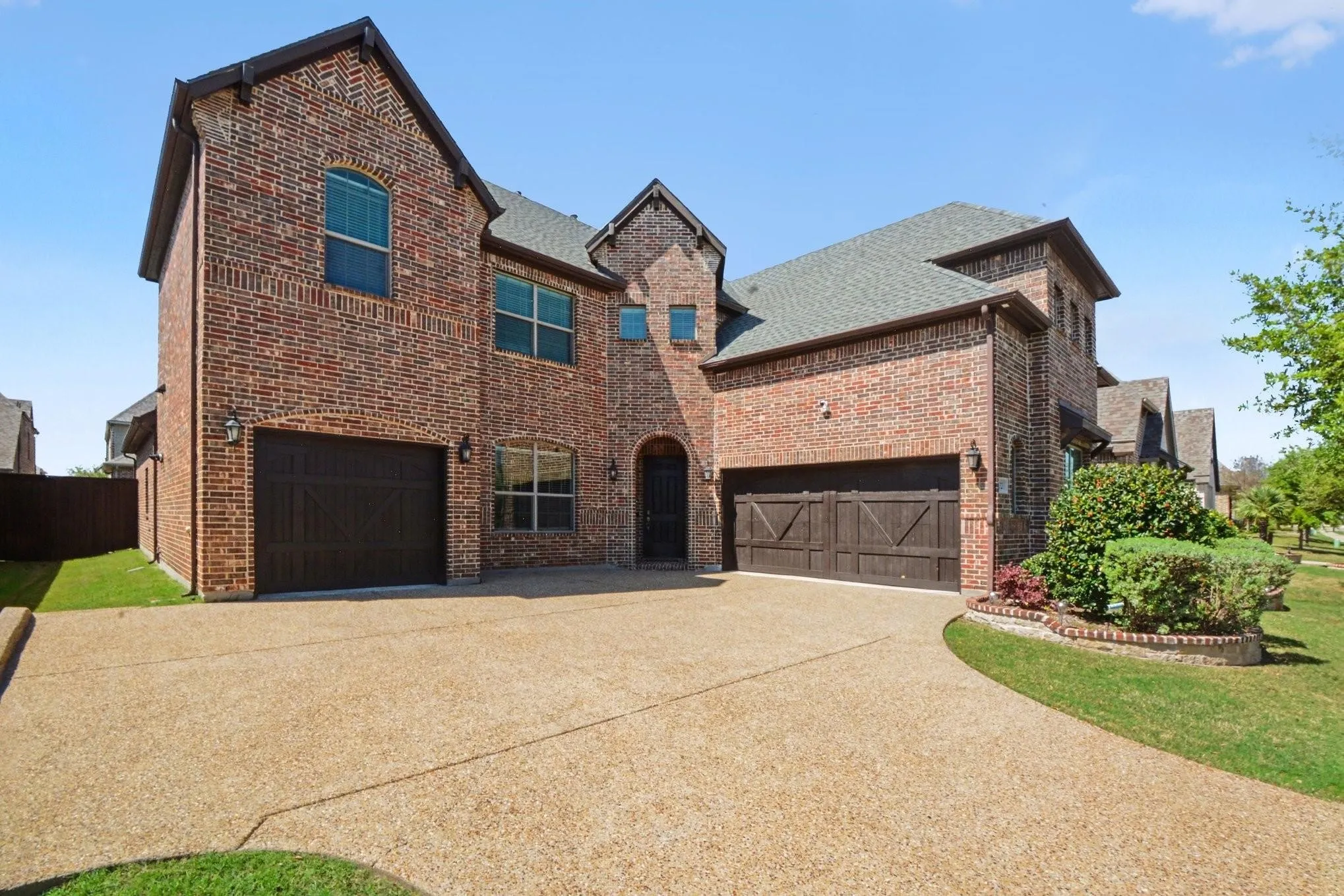Single Family Residence For Rent in Rockwall County , 3323 Royal Ridge Drive, Rockwall, Texas 75087, 5 Bedroom, 5 Bathroom, 3 Garage spaces, 3,616 Sqft, built in 2018, mls#21332938, Real Estate Agent in Rockwall, Homes For Rent in Rockwall county, Homes For Rent in Rockwall, Realtor in Rockwall Texas, Real Estate Brokerage Independent Realty Texas, Luminita Cordes Realtor