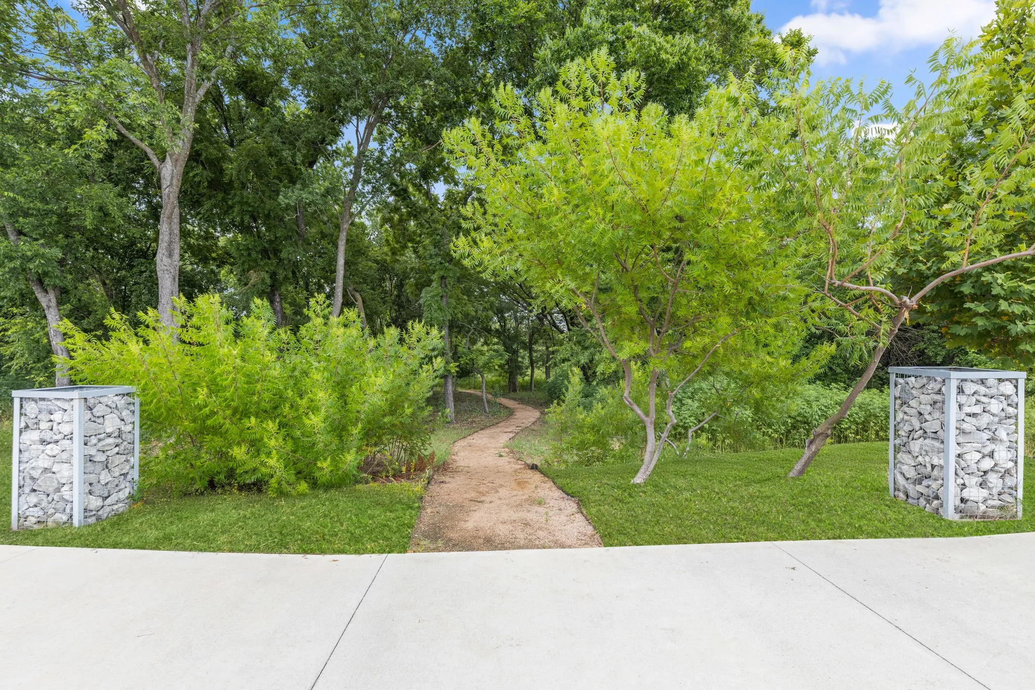 Single Family Residence For Sale in Grayson County , 1601 Cygnet Court, Van Alstyne, Texas 75495, 4 Bedrooms, 4 Bathrooms, 3 Garage spaces, 3,154 Sqft, built in 2022, Price $675,000, mls#21331782, Real Estate Agent in Van Alstyne, Homes For Sale in Grayson county, Homes For Sale in Van Alstyne, Realtor in Van Alstyne Texas, Real Estate Brokerage Independent Realty Texas, Luminita Cordes Realtor