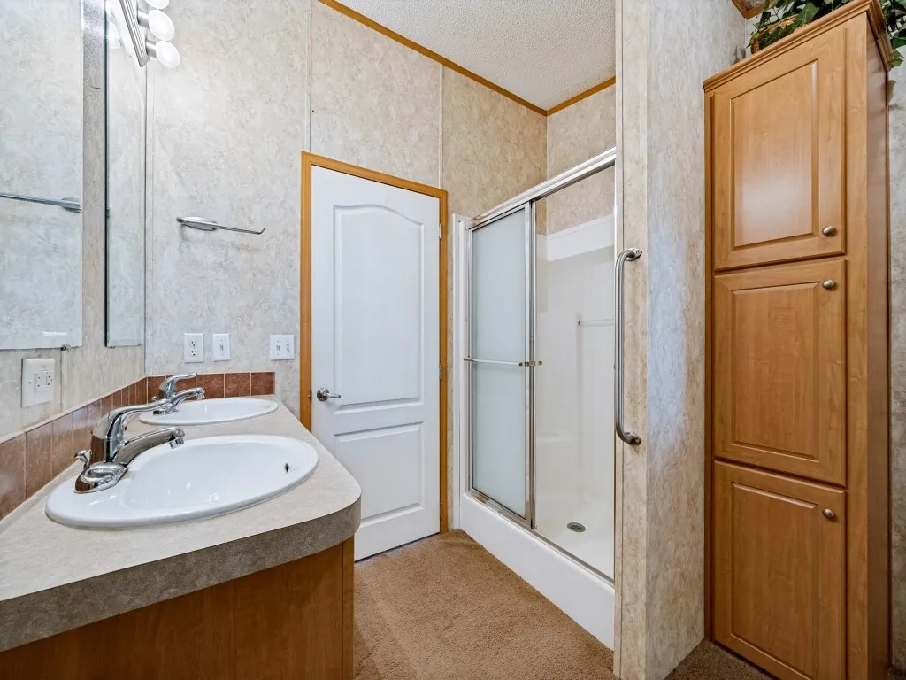 Separate Shower