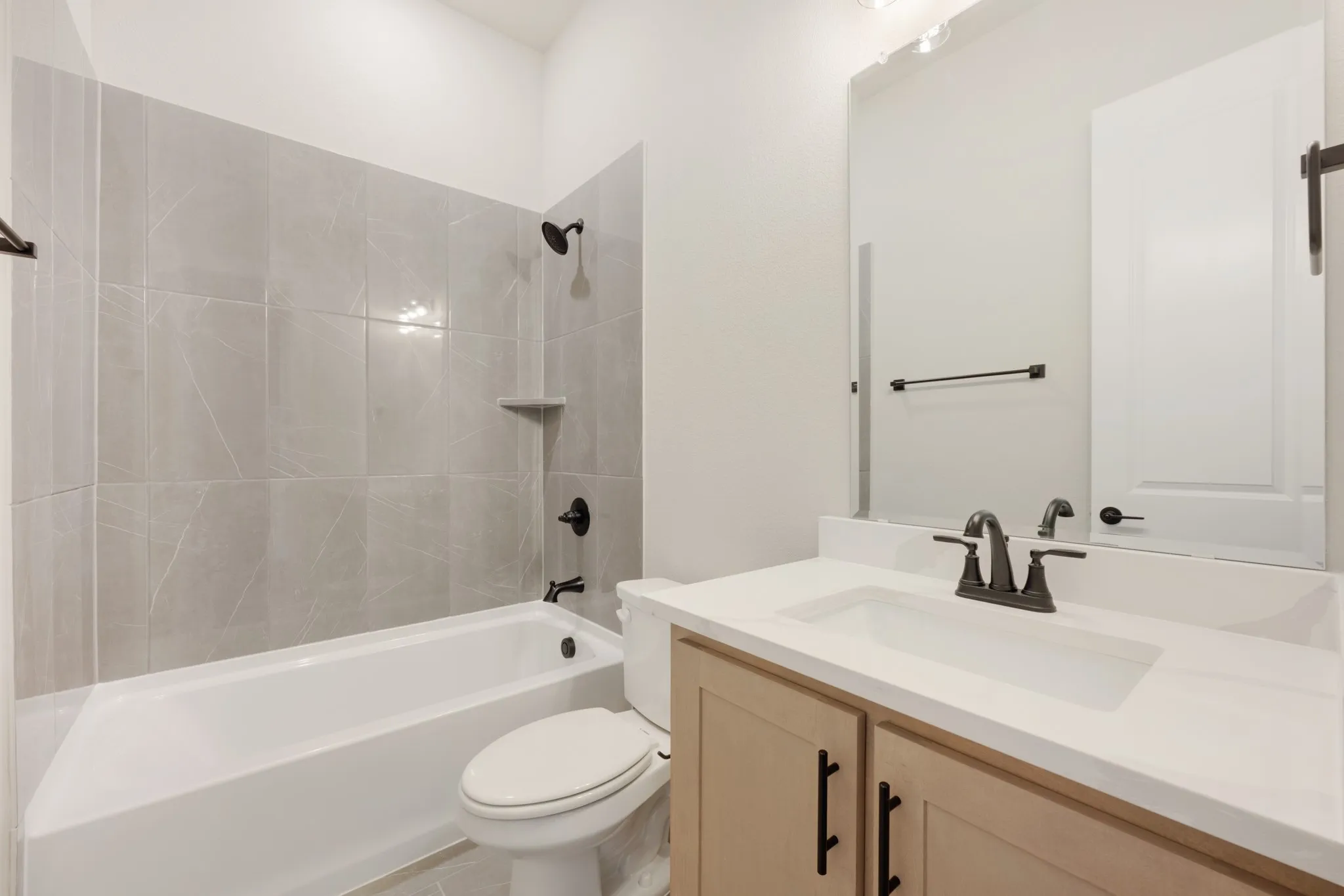 Single Family Residence For Sale in Denton County , 1025 Emerald Trace Drive, Justin, Texas 76247, 3 Bedroom, 3 Bathroom, 3 Garage spaces, 2,519 Sqft, built in 2026, mls#21332071, Real Estate Agent in Justin, Homes For Sale in Denton county, Homes For Sale in Justin, Realtor in Justin Texas, Real Estate Brokerage Independent Realty Texas, Luminita Cordes Realtor