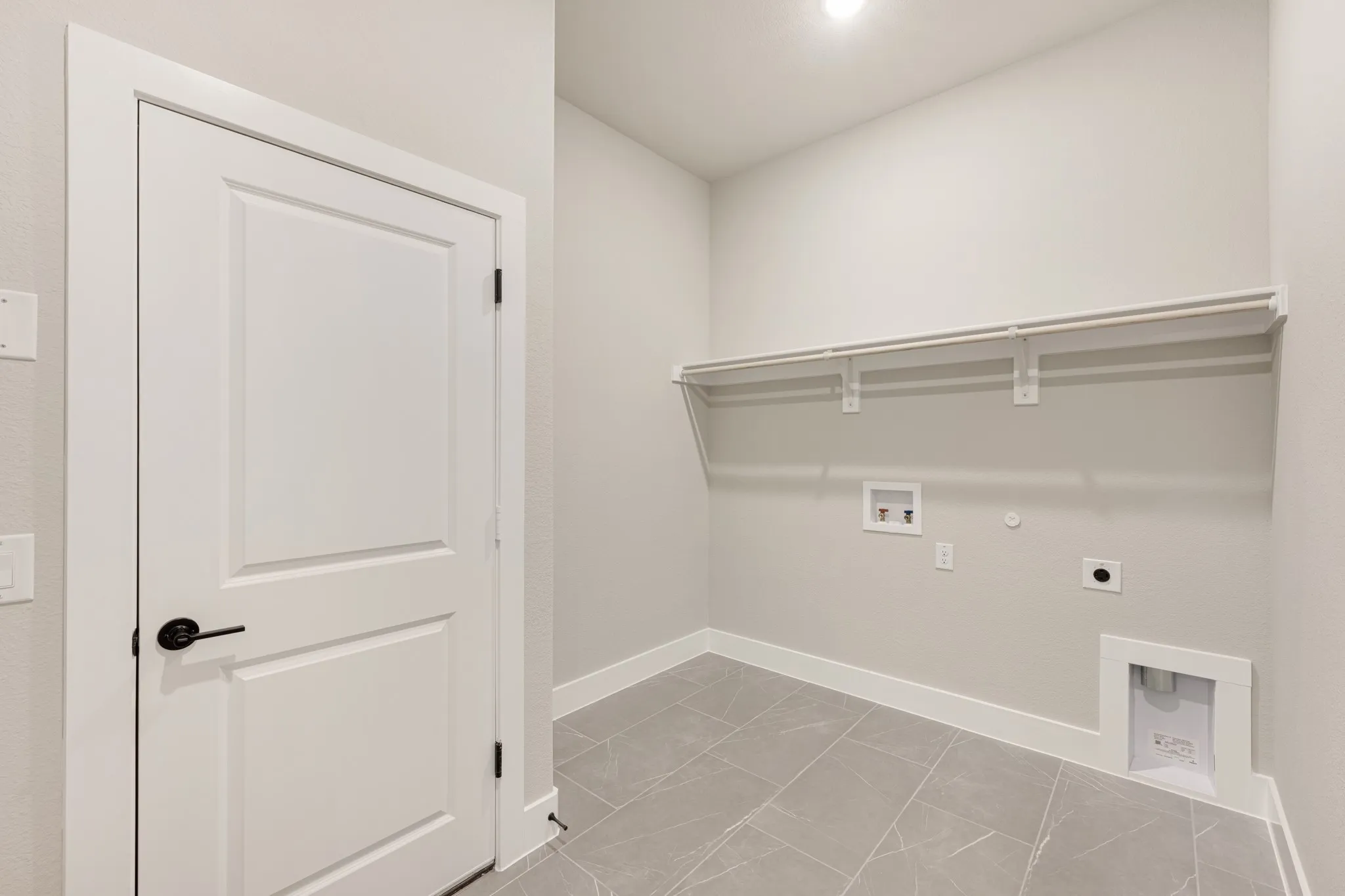 Single Family Residence For Sale in Denton County , 1025 Emerald Trace Drive, Justin, Texas 76247, 3 Bedroom, 3 Bathroom, 3 Garage spaces, 2,519 Sqft, built in 2026, mls#21332071, Real Estate Agent in Justin, Homes For Sale in Denton county, Homes For Sale in Justin, Realtor in Justin Texas, Real Estate Brokerage Independent Realty Texas, Luminita Cordes Realtor