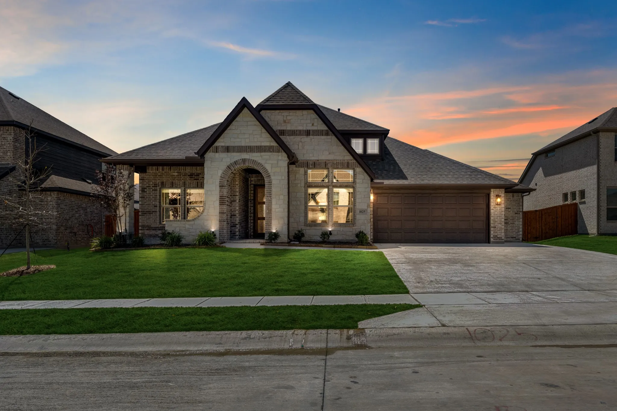 Single Family Residence For Sale in Denton County , 1025 Emerald Trace Drive, Justin, Texas 76247, 3 Bedroom, 3 Bathroom, 3 Garage spaces, 2,519 Sqft, built in 2026, mls#21332071, Real Estate Agent in Justin, Homes For Sale in Denton county, Homes For Sale in Justin, Realtor in Justin Texas, Real Estate Brokerage Independent Realty Texas, Luminita Cordes Realtor