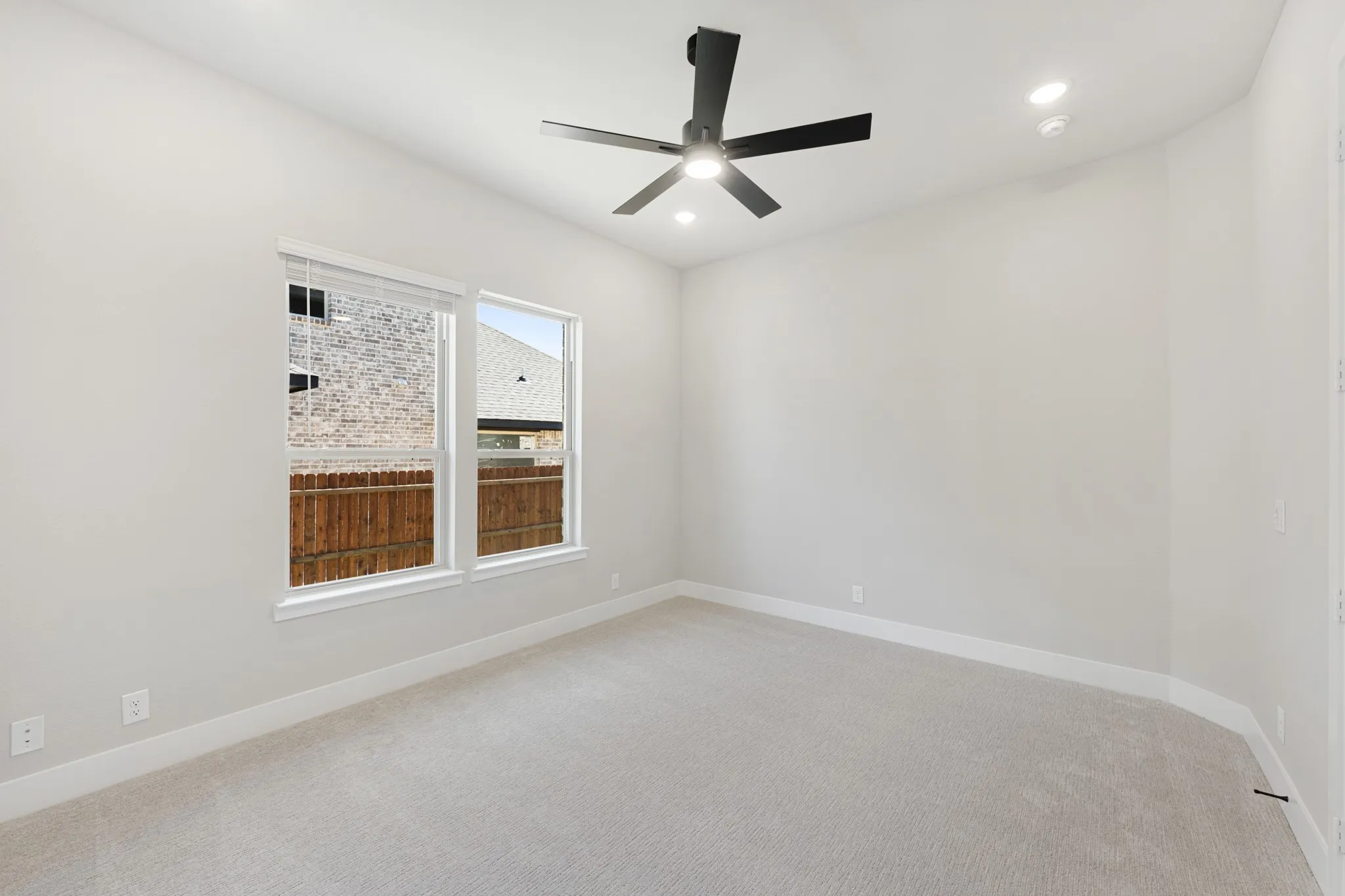 Single Family Residence For Sale in Denton County , 1025 Emerald Trace Drive, Justin, Texas 76247, 3 Bedroom, 3 Bathroom, 3 Garage spaces, 2,519 Sqft, built in 2026, mls#21332071, Real Estate Agent in Justin, Homes For Sale in Denton county, Homes For Sale in Justin, Realtor in Justin Texas, Real Estate Brokerage Independent Realty Texas, Luminita Cordes Realtor