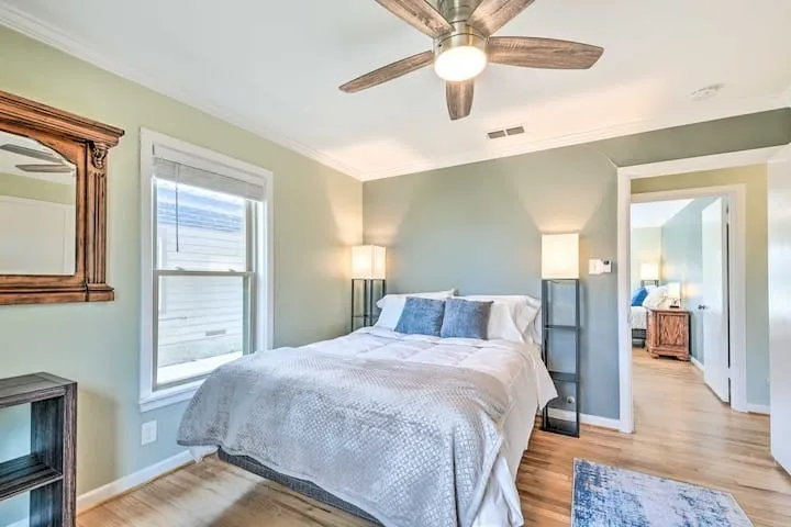 Single Family Residence For Sale in Tarrant County , 601 Circle Drive, Arlington, Texas 76010, 2 Bedroom, 1 Bathroom, 1 Garage spaces, 936 Sqft, built in 1953, mls#21290416, Real Estate Agent in Arlington, Homes For Sale in Tarrant county, Homes For Sale in Arlington, Realtor in Arlington Texas, Real Estate Brokerage Independent Realty Texas, Luminita Cordes Realtor