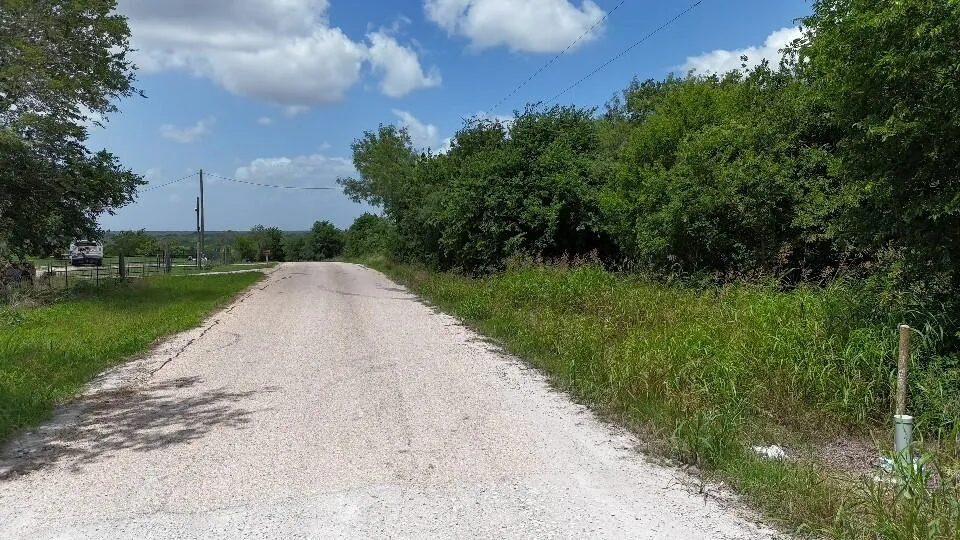Improved Land For Sale in Hill County , 0 (OFF) HCR 3255, Mount Calm, Texas 76673, 0, 0, Garage spaces, 0 Sqft, built in 0, Price $32,000, mls#21332994, Real Estate Agent in Mount Calm, Homes For Sale in Hill county, Homes For Sale in Mount Calm, Realtor in Mount Calm Texas, Real Estate Brokerage Independent Realty Texas, Luminita Cordes Realtor