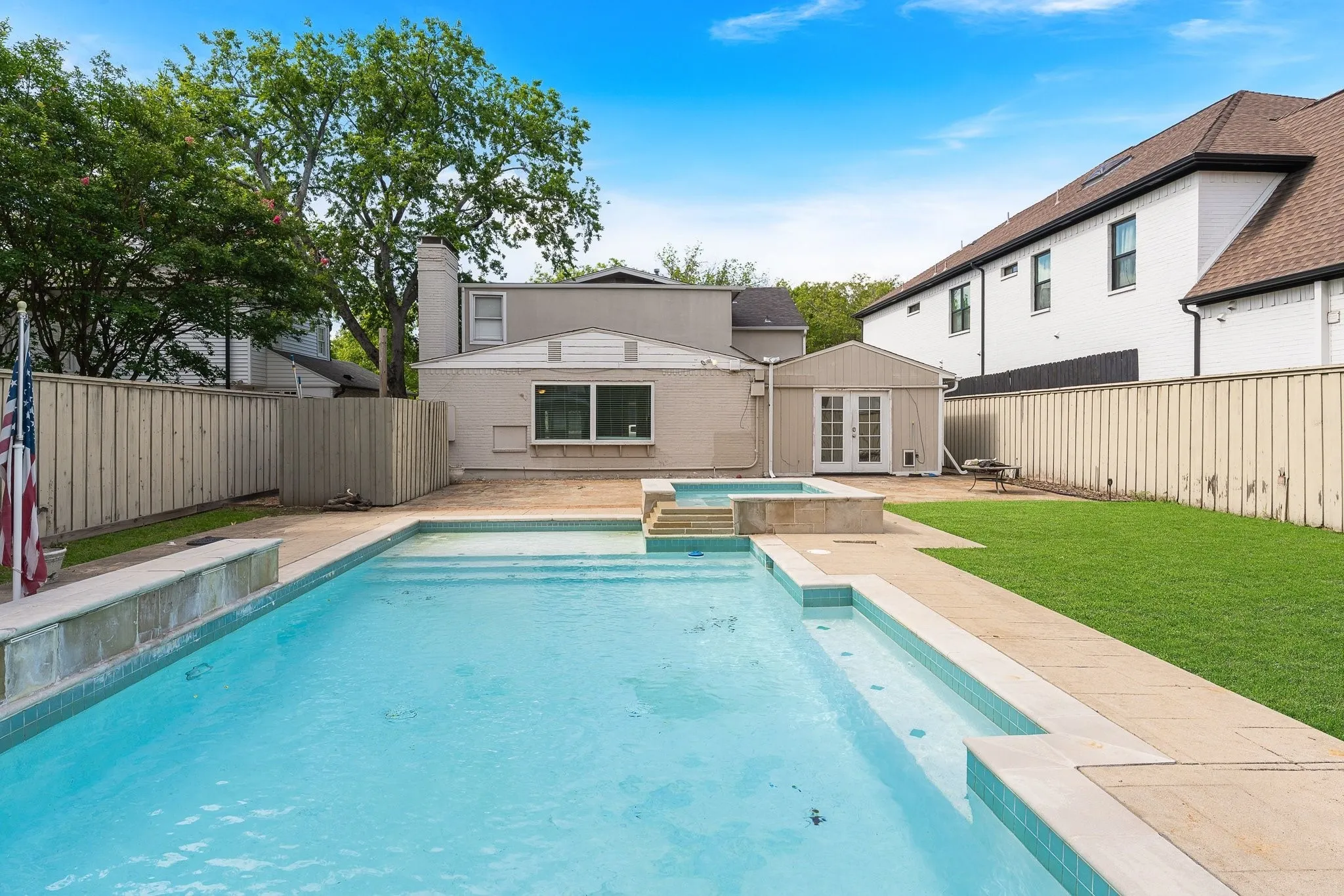 Single Family Residence For Sale in Dallas County , 4524 Mockingbird Lane, University Park, Texas 75205, 4 Bedroom, 3 Bathroom, Garage spaces, 3,013 Sqft, built in 1938, mls#21329445, Real Estate Agent in University Park, Homes For Sale in Dallas county, Homes For Sale in University Park, Realtor in University Park Texas, Real Estate Brokerage Independent Realty Texas, Luminita Cordes Realtor