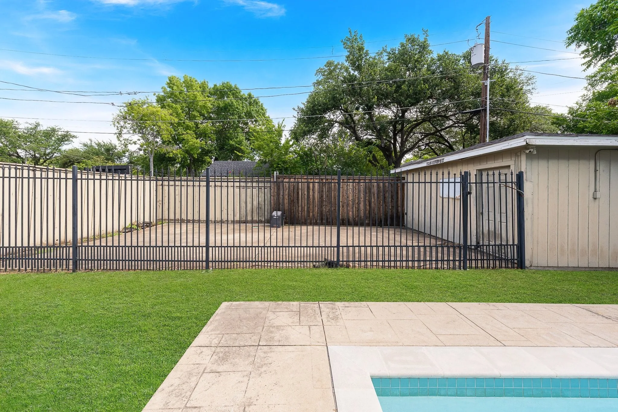Single Family Residence For Sale in Dallas County , 4524 Mockingbird Lane, University Park, Texas 75205, 4 Bedroom, 3 Bathroom, Garage spaces, 3,013 Sqft, built in 1938, mls#21329445, Real Estate Agent in University Park, Homes For Sale in Dallas county, Homes For Sale in University Park, Realtor in University Park Texas, Real Estate Brokerage Independent Realty Texas, Luminita Cordes Realtor
