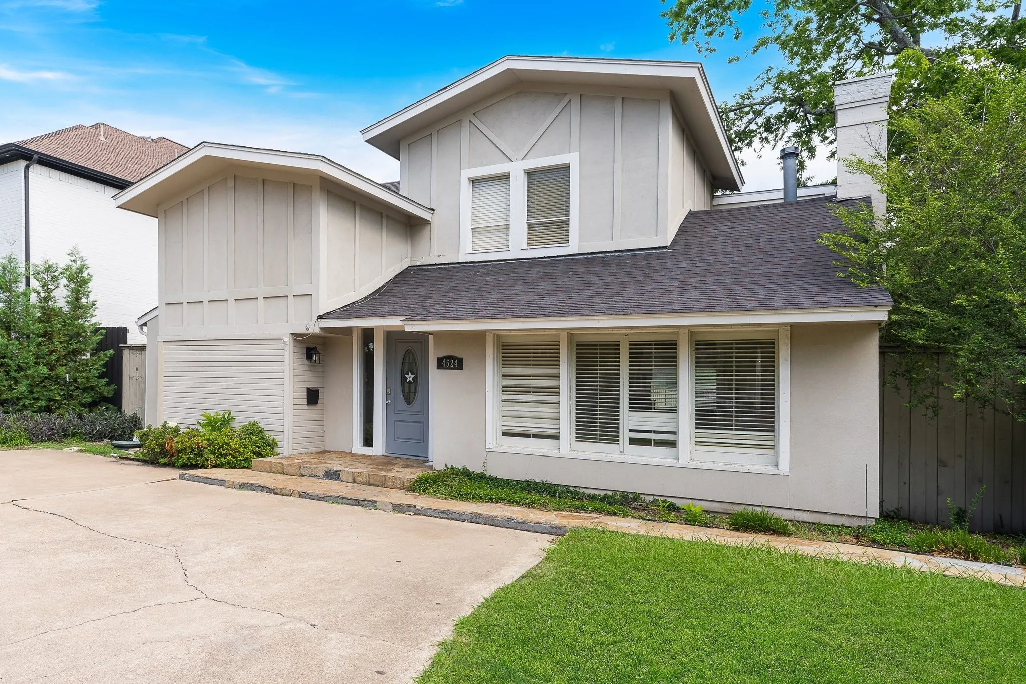 Single Family Residence For Sale in Dallas County , 4524 Mockingbird Lane, University Park, Texas 75205, 4 Bedroom, 3 Bathroom, Garage spaces, 3,013 Sqft, built in 1938, mls#21329445, Real Estate Agent in University Park, Homes For Sale in Dallas county, Homes For Sale in University Park, Realtor in University Park Texas, Real Estate Brokerage Independent Realty Texas, Luminita Cordes Realtor