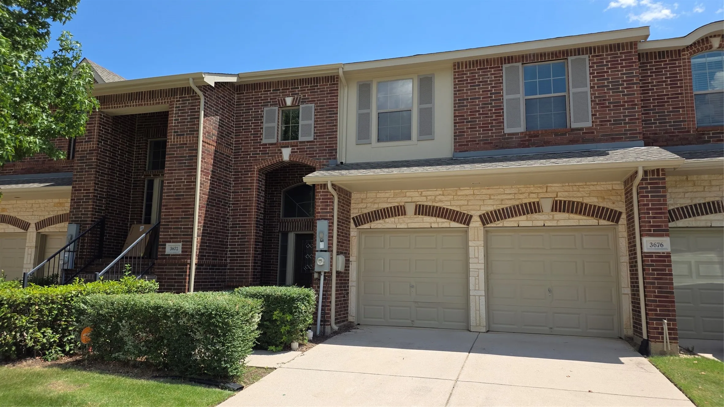 Townhouse For Rent in Dallas County , 3676 Vienna Street, Irving, Texas 75038, 3 Bedroom, 3 Bathroom, 2 Garage spaces, 1,831 Sqft, built in 2008, mls#21332966, Real Estate Agent in Irving, Homes For Rent in Dallas county, Homes For Rent in Irving, Realtor in Irving Texas, Real Estate Brokerage Independent Realty Texas, Luminita Cordes Realtor