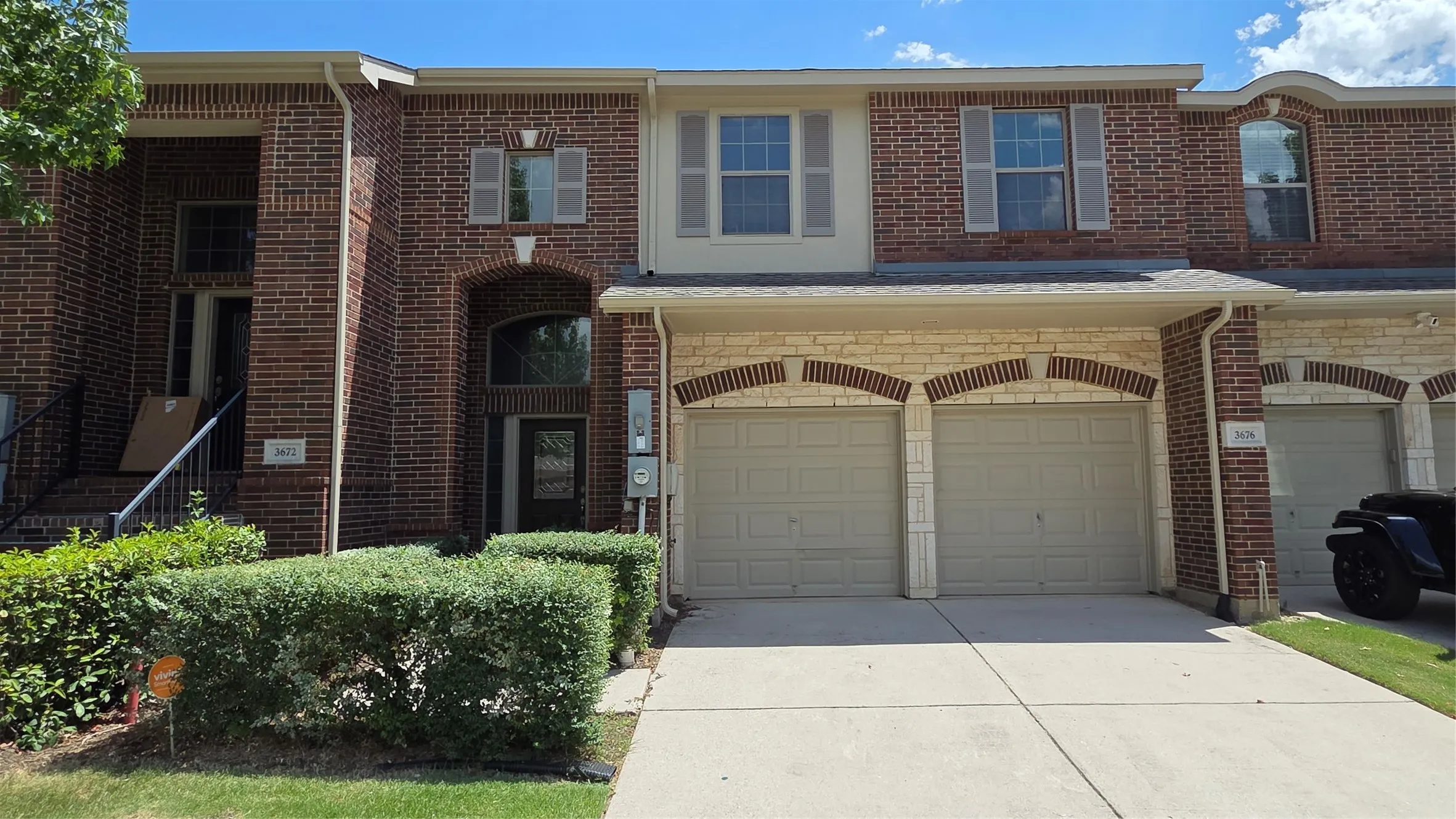 Townhouse For Rent in Dallas County , 3676 Vienna Street, Irving, Texas 75038, 3 Bedroom, 3 Bathroom, 2 Garage spaces, 1,831 Sqft, built in 2008, mls#21332966, Real Estate Agent in Irving, Homes For Rent in Dallas county, Homes For Rent in Irving, Realtor in Irving Texas, Real Estate Brokerage Independent Realty Texas, Luminita Cordes Realtor