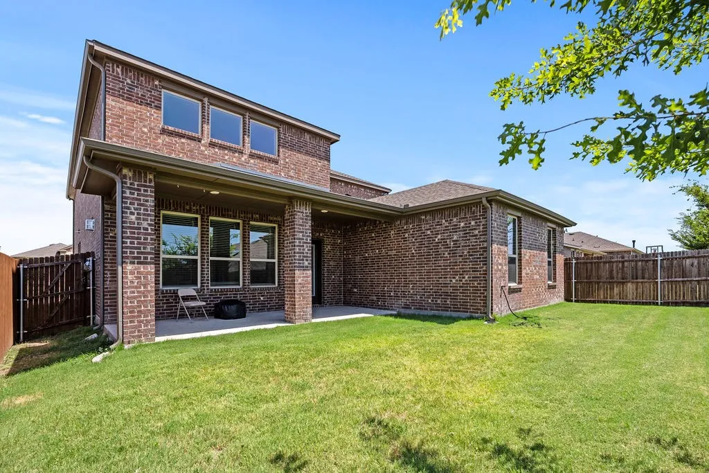 Single Family Residence For Sale in Collin County , 2009 Sue Ellen Street, Anna, Texas 75409, 5 Bedroom, 3 Bathroom, 2 Garage spaces, 3,065 Sqft, built in 2023, mls#21309438, Real Estate Agent in Anna, Homes For Sale in Collin county, Homes For Sale in Anna, Realtor in Anna Texas, Real Estate Brokerage Independent Realty Texas, Luminita Cordes Realtor