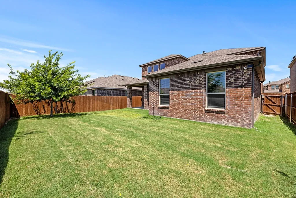 Single Family Residence For Sale in Collin County , 2009 Sue Ellen Street, Anna, Texas 75409, 5 Bedroom, 3 Bathroom, 2 Garage spaces, 3,065 Sqft, built in 2023, mls#21309438, Real Estate Agent in Anna, Homes For Sale in Collin county, Homes For Sale in Anna, Realtor in Anna Texas, Real Estate Brokerage Independent Realty Texas, Luminita Cordes Realtor